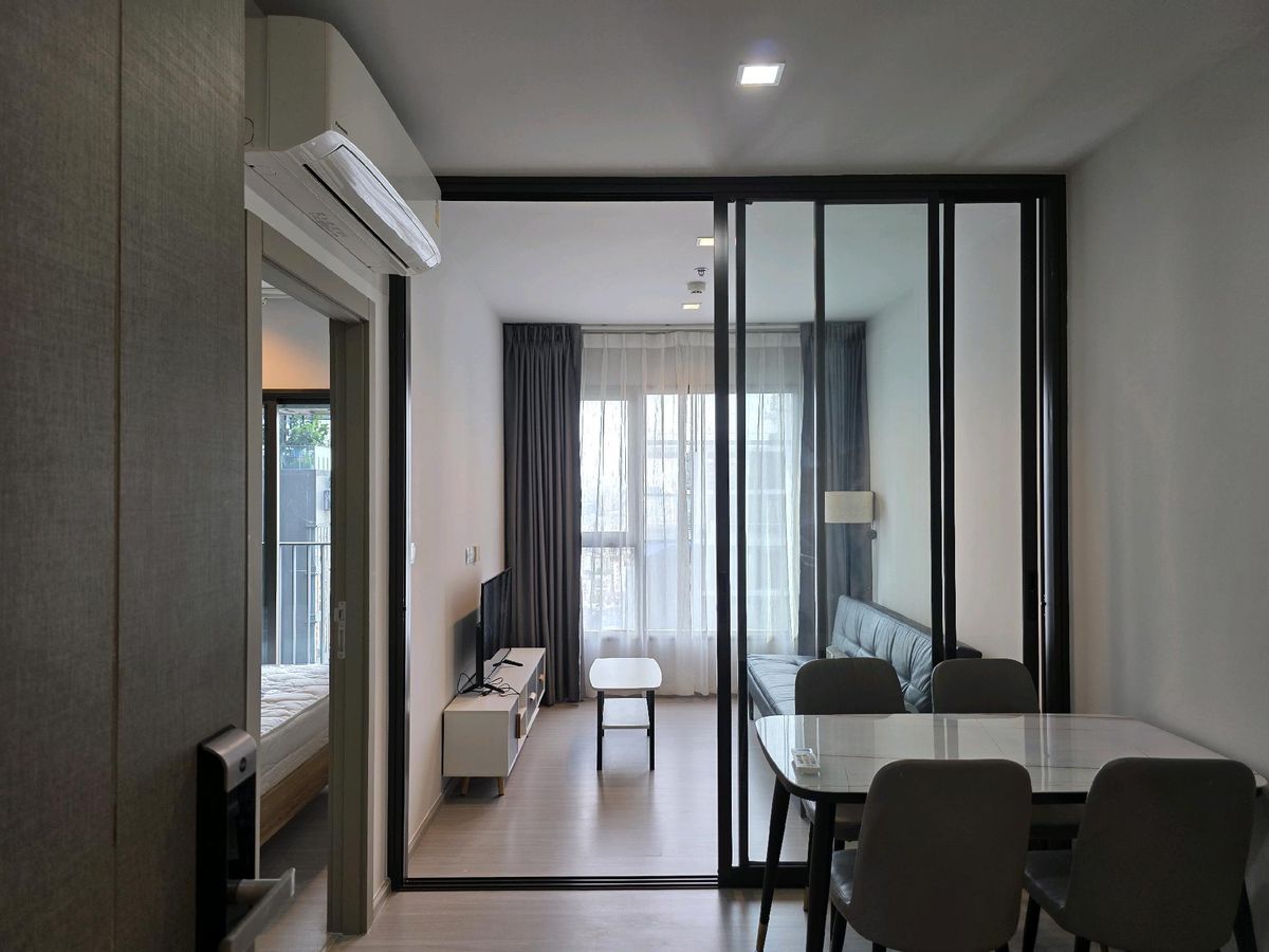 For RentCondoRama9, Petchburi, RCA : For Rent: 1 Bedroom Plus 35 SQ.M. Life Asoke-Rama 9 Tower B Fl.24