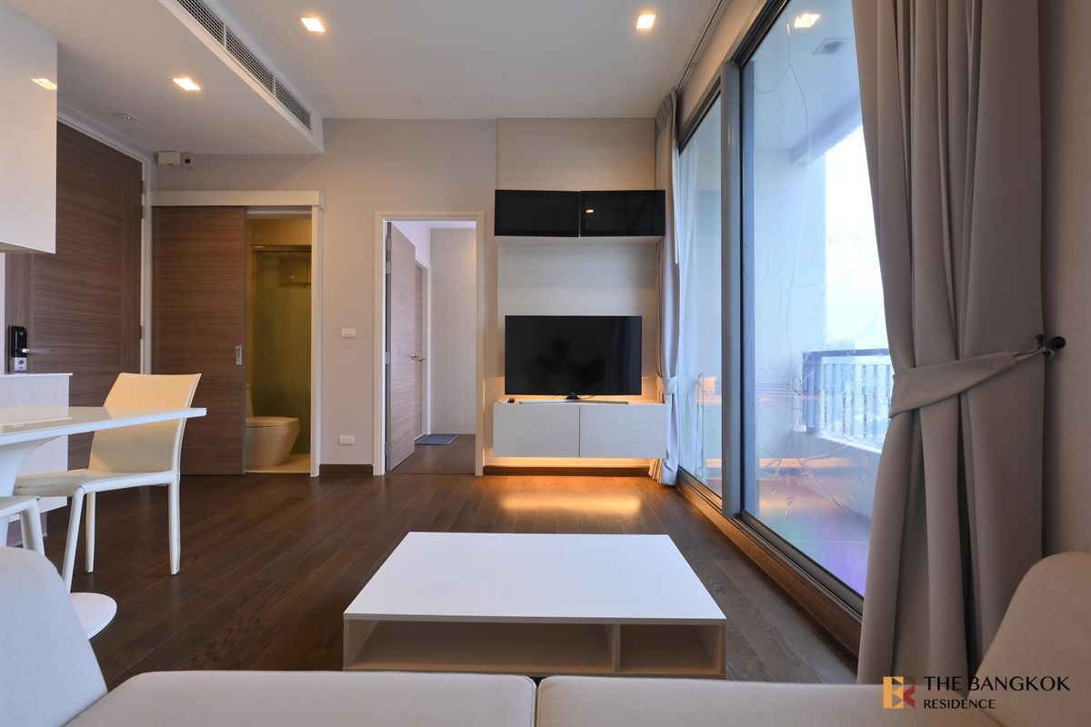ให้เช่าคอนโดพระราม 9 เพชรบุรีตัดใหม่ RCA : 🌟 Q Asoke room for rent near MRT Phetchaburi 🌟
