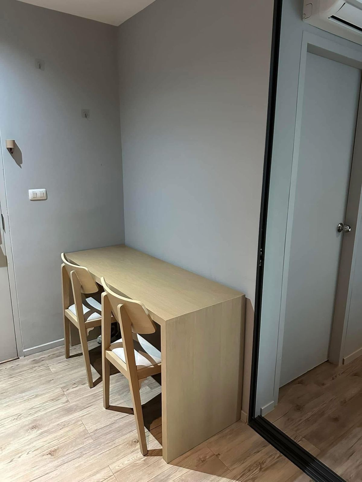 For RentCondoBangna, Bearing, Lasalle : Urgent rental condo‼ ️ Aspen Condo Lasally near the Srila Salfer Ferrer MRT