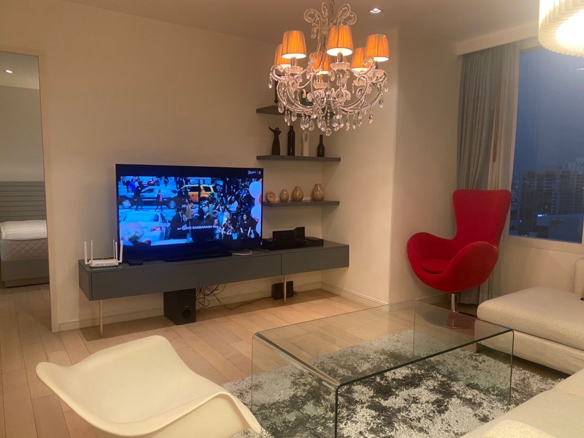 ให้เช่าคอนโดสุขุมวิท อโศก ทองหล่อ : Condo for Rent at 8 Thonglor 2Bedroom (S15-7389) Don't miss out on this fantastic opportunity to live in one of the most sought-after neighborhoods! 