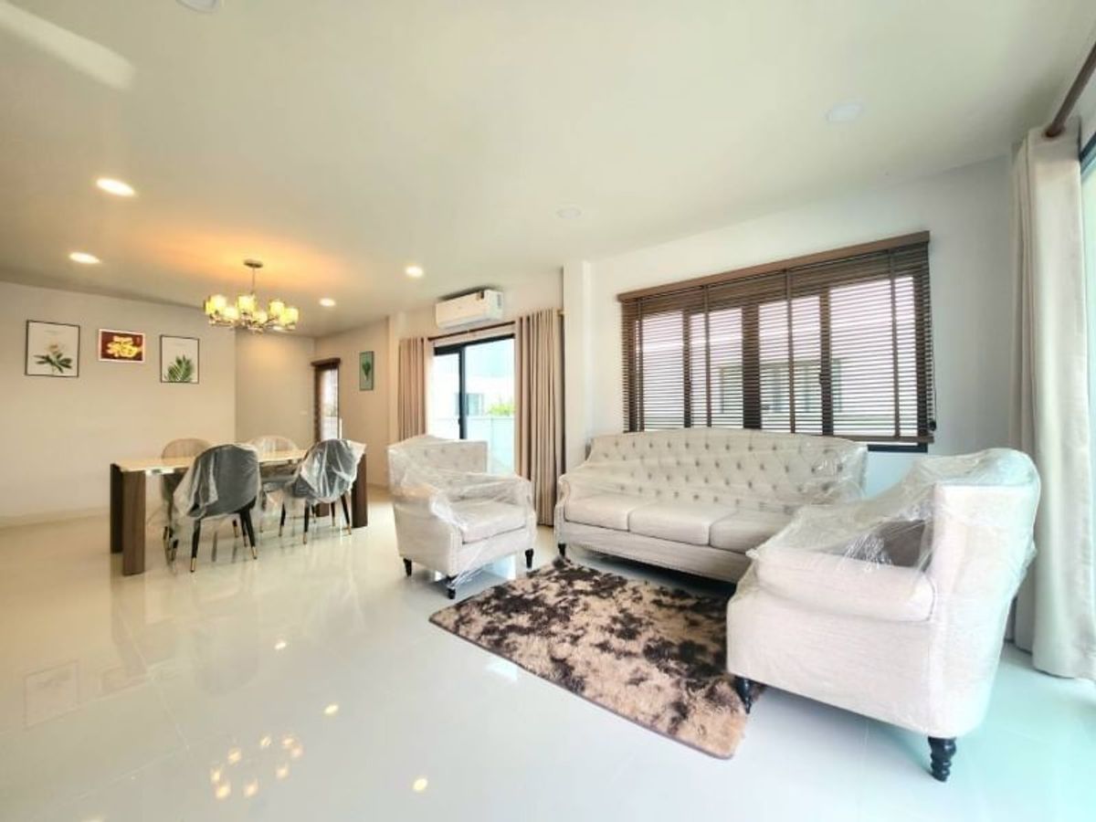 ให้เช่าบ้านบางนา แบริ่ง ลาซาล : 🔥(เช่า) Shock Price! ✨Centro Bangna Km.7  / 4 Bedroom (FOR RENT) / 4 ห้องนอน (เช่า) แจ้ง Code M211