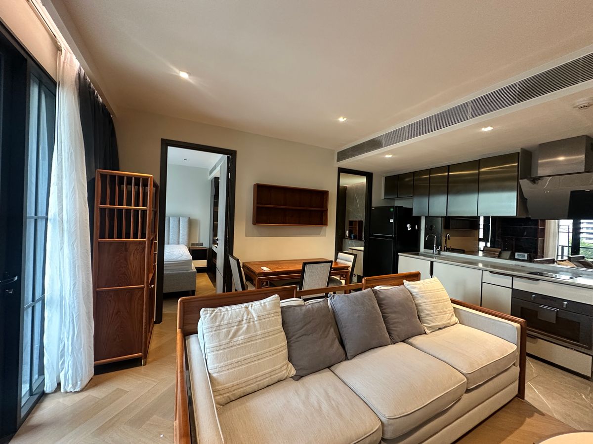 ให้เช่าคอนโดสุขุมวิท อโศก ทองหล่อ : Luxury 1-Bedroom Condo for Rent at The Reserve Sukhumvit 61 – Quiet & Prime Ekkamai Location