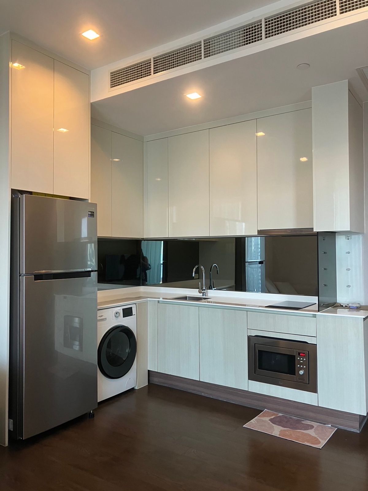 ให้เช่าคอนโดพระราม 9 เพชรบุรีตัดใหม่ RCA : 💥CP-7199💥ว่าง ให้ เช่า คิว อโศก👉แอดไลน์ @primahome 