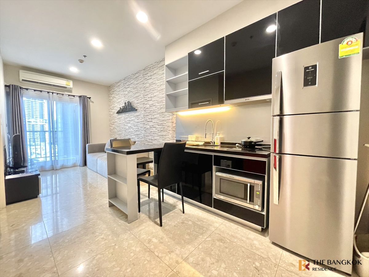 ให้เช่าคอนโดวิทยุ ชิดลม หลังสวน : Modern 1-Bedroom Condo for Rent at The Crest Sukhumvit 34 – Prime Location Near BTS Thonglor