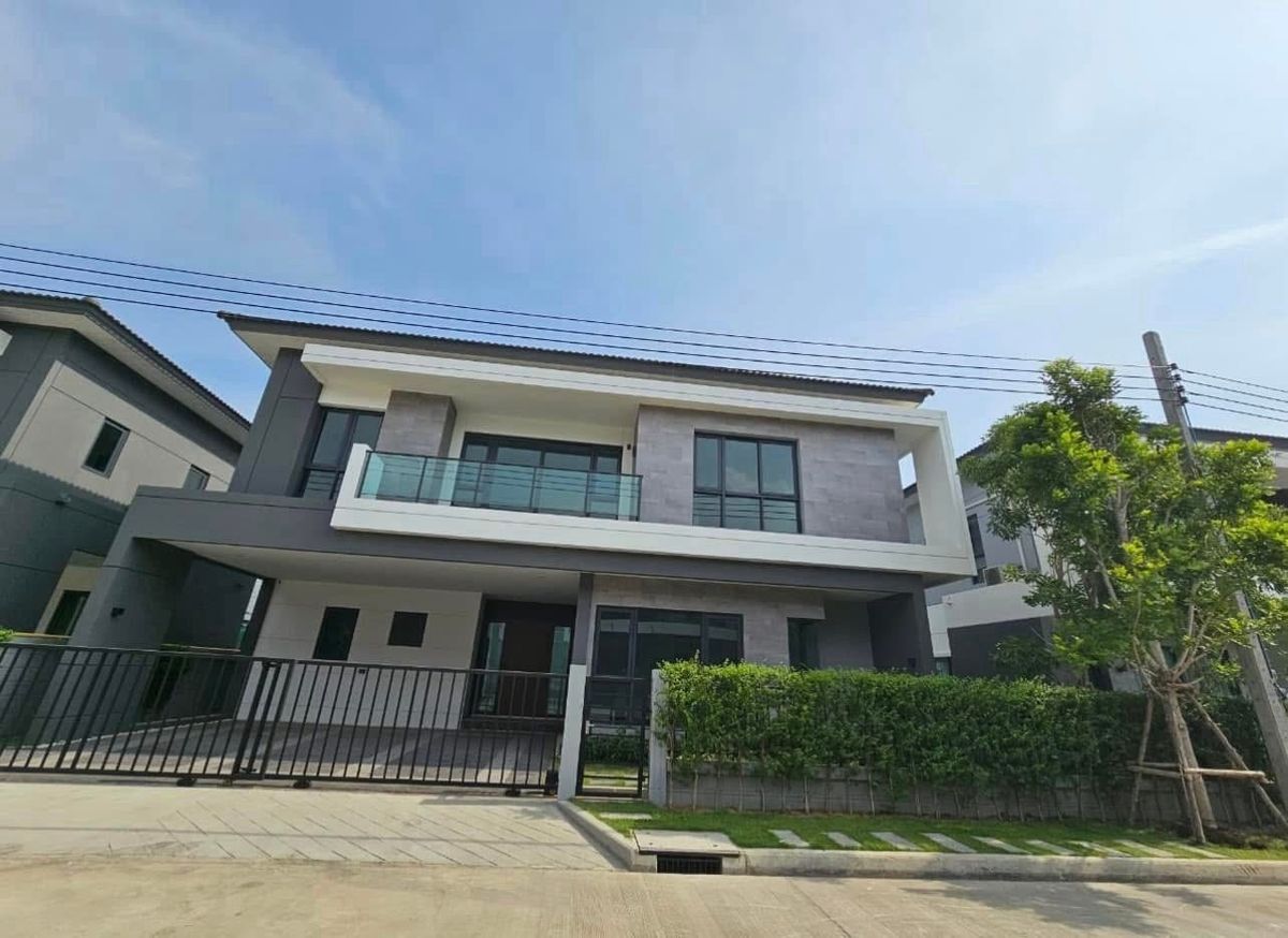 For RentHouseBangna, Bearing, Lasalle : For rent The City Bangna (newly), attached to Mega Bangna 800 meters.