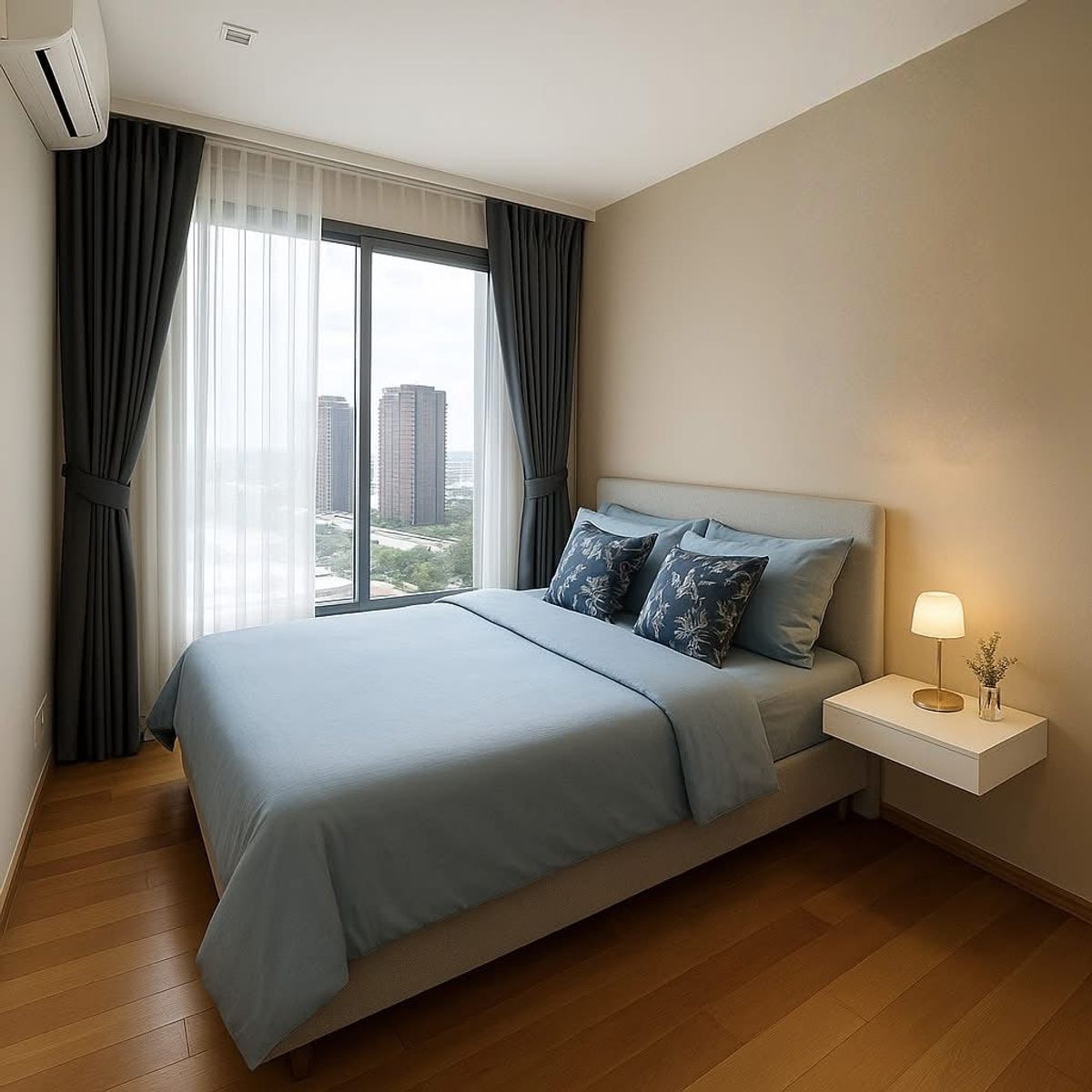 For SaleCondoLadprao, Central Ladprao : Condo, good location! Near both MRT and BTS! In the heart of the city, Ladprao area that is quiet, like not in the city The trees are shady, very good location, tangible price. Dont miss! Interested contact 0876358339