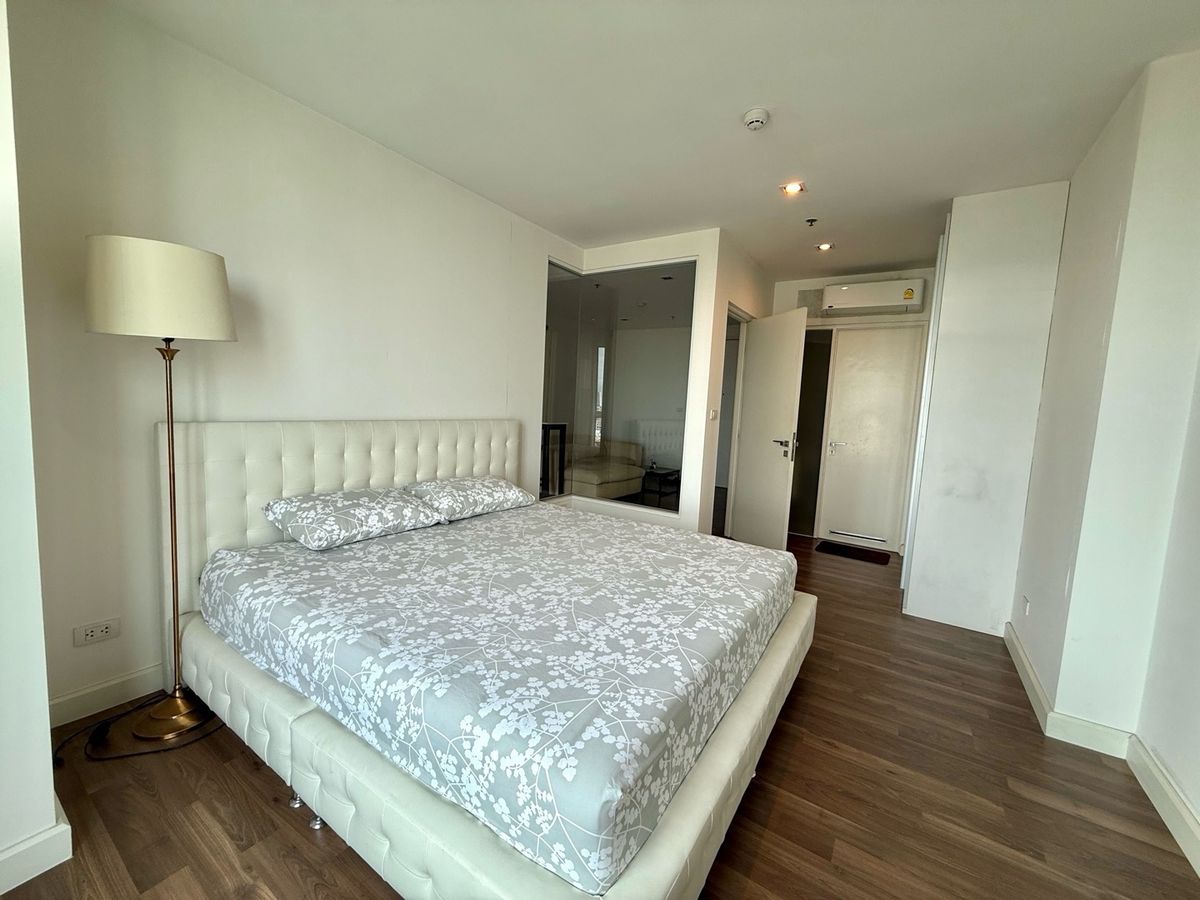 For RentCondoThaphra, Talat Phlu, Wutthakat : 🏢 For Rent: The Room Sathorn-Taksin Condominium