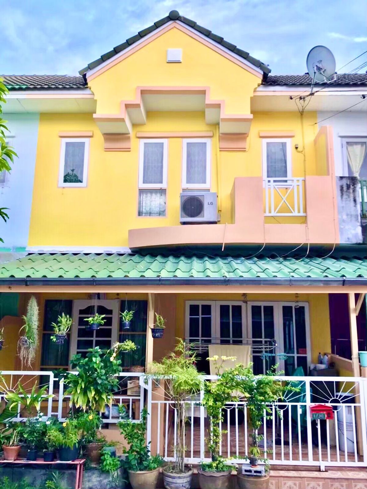 ให้เช่าทาวน์โฮมสมุทรปราการ สำโรง : 🏘️บ้านว่างแล้วจ้า...ใครกำลังหาที่อยู่ใหม่ ทักด่วน!