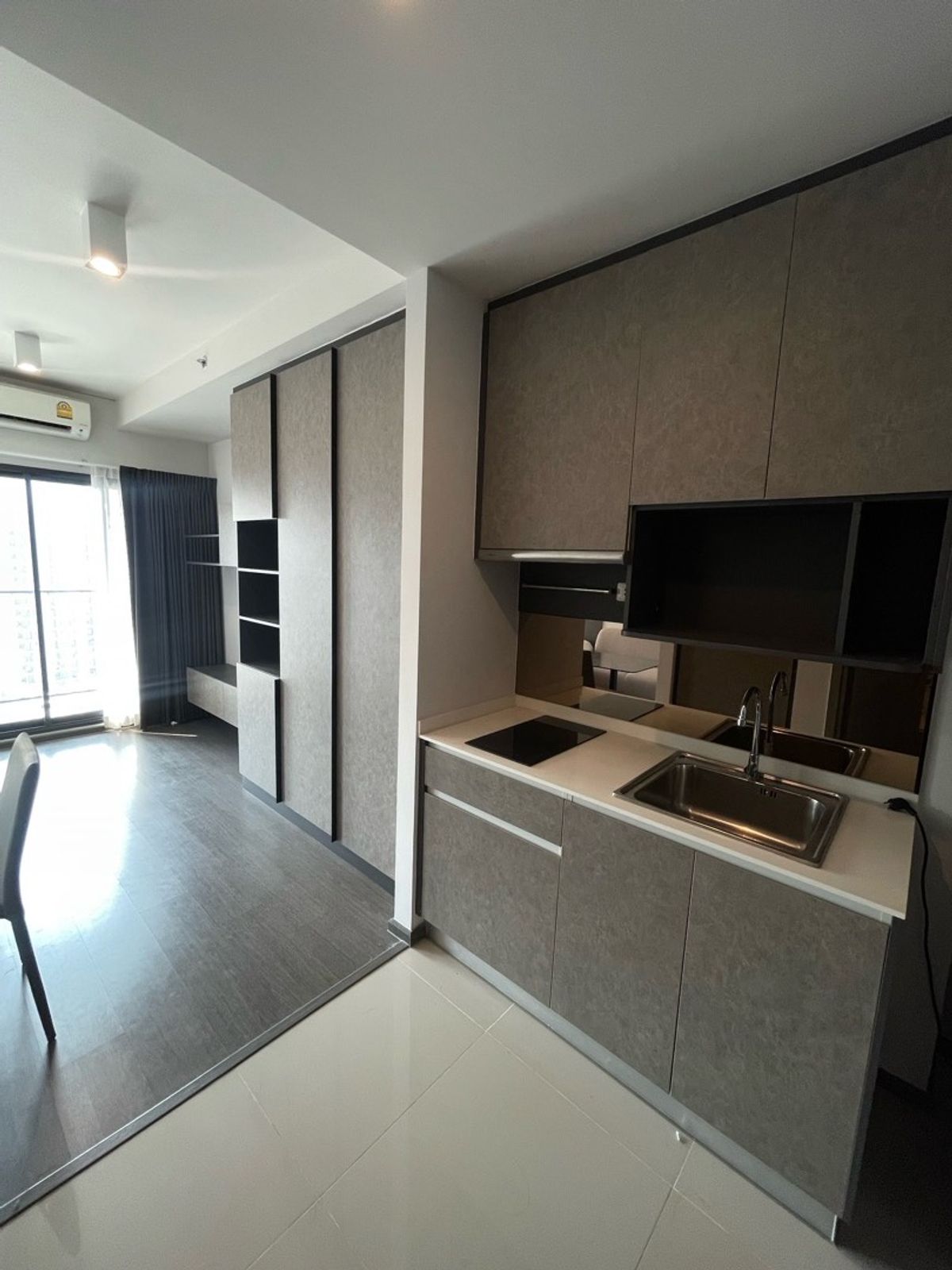 ให้เช่าคอนโดสะพานควาย จตุจักร : Studio 25 Sqm 14,000 cheap price Ready to move 1 july 2025