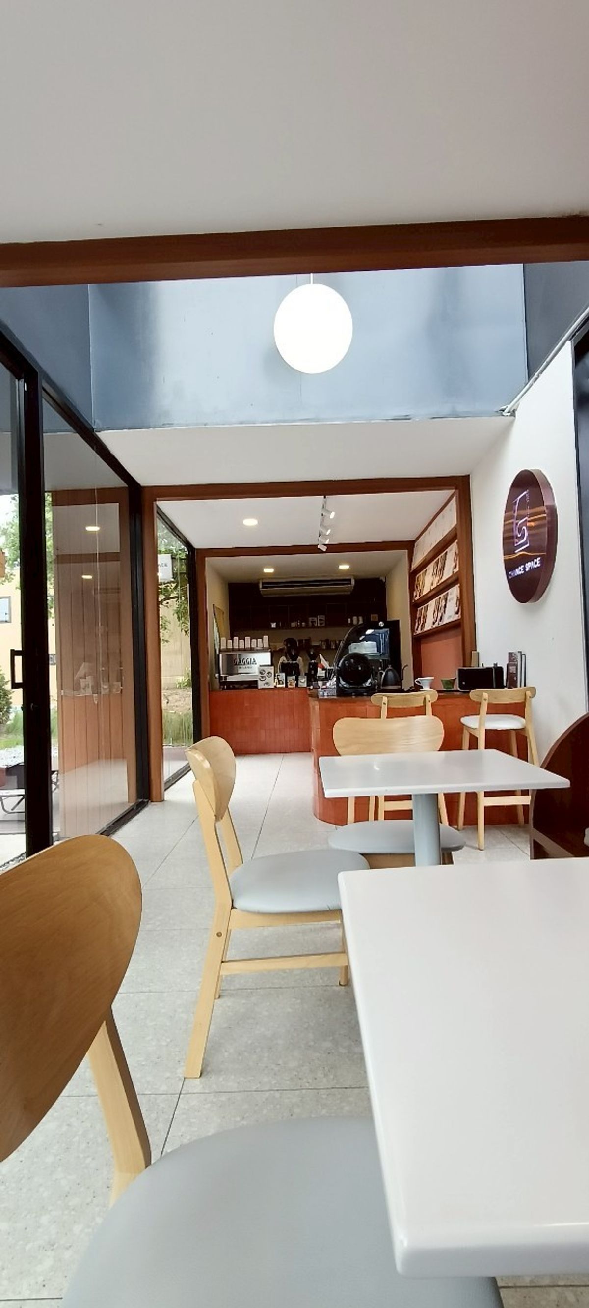 ให้เช่าร้านค้า/ตลาดนัดบางนา แบริ่ง ลาซาล : ให้เช่าโชว์รูม / ออฟฟิศ / ร้านชา / ร้านกาแฟ ทำเลดีที่สุด ใจกลางบางนา ตรงข้ามเมกาบางนา! 