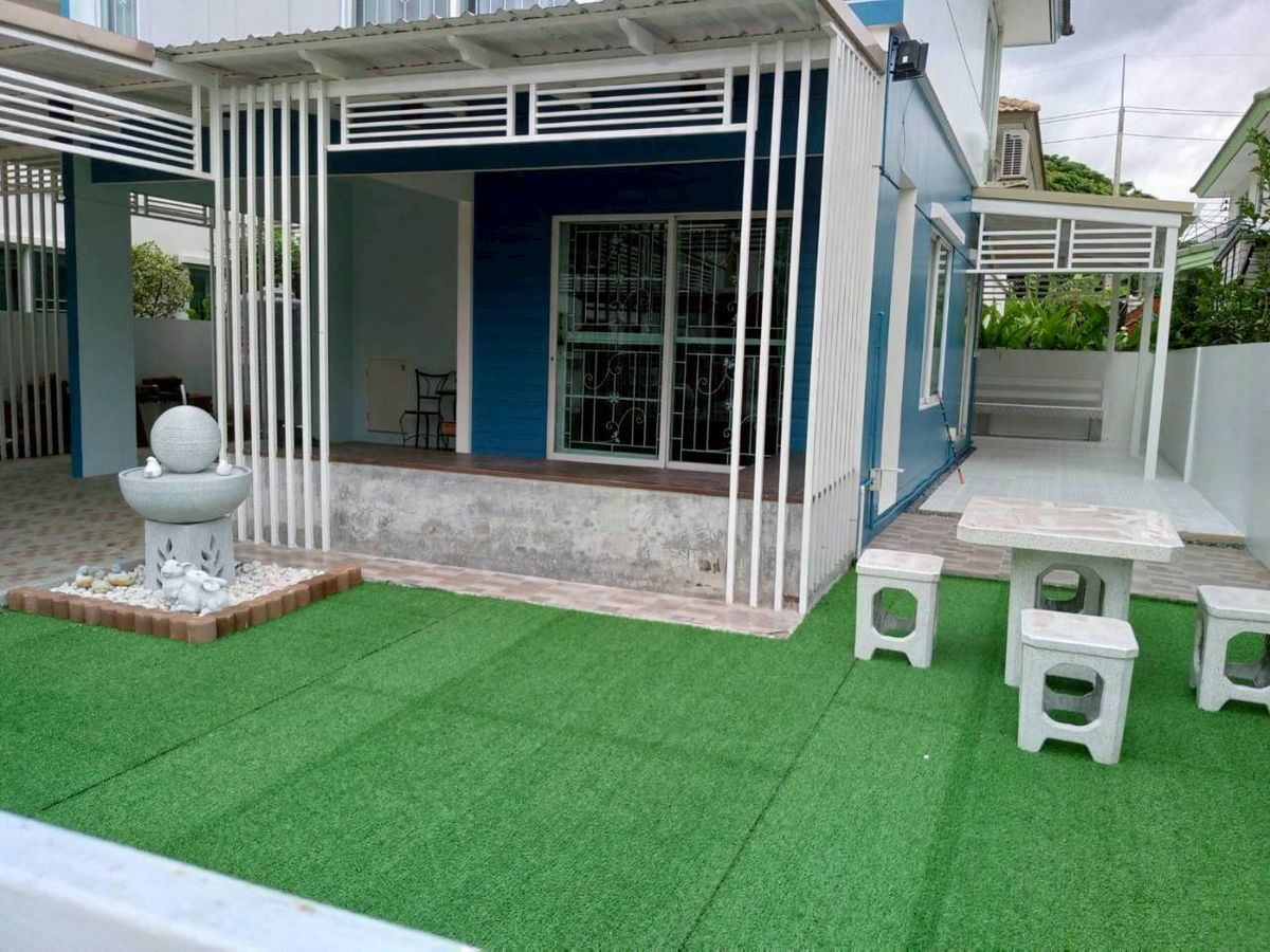 ให้เช่าบ้านปทุมธานี รังสิต ธรรมศาสตร์ : บ้านเดี่ยว2ชััน_สวยเฟอร์ครบทุกห้อง+ เครื่องใช้ไฟฟ้าครบถ้วน แต่งสวย มีลานจอดรถในร่ม