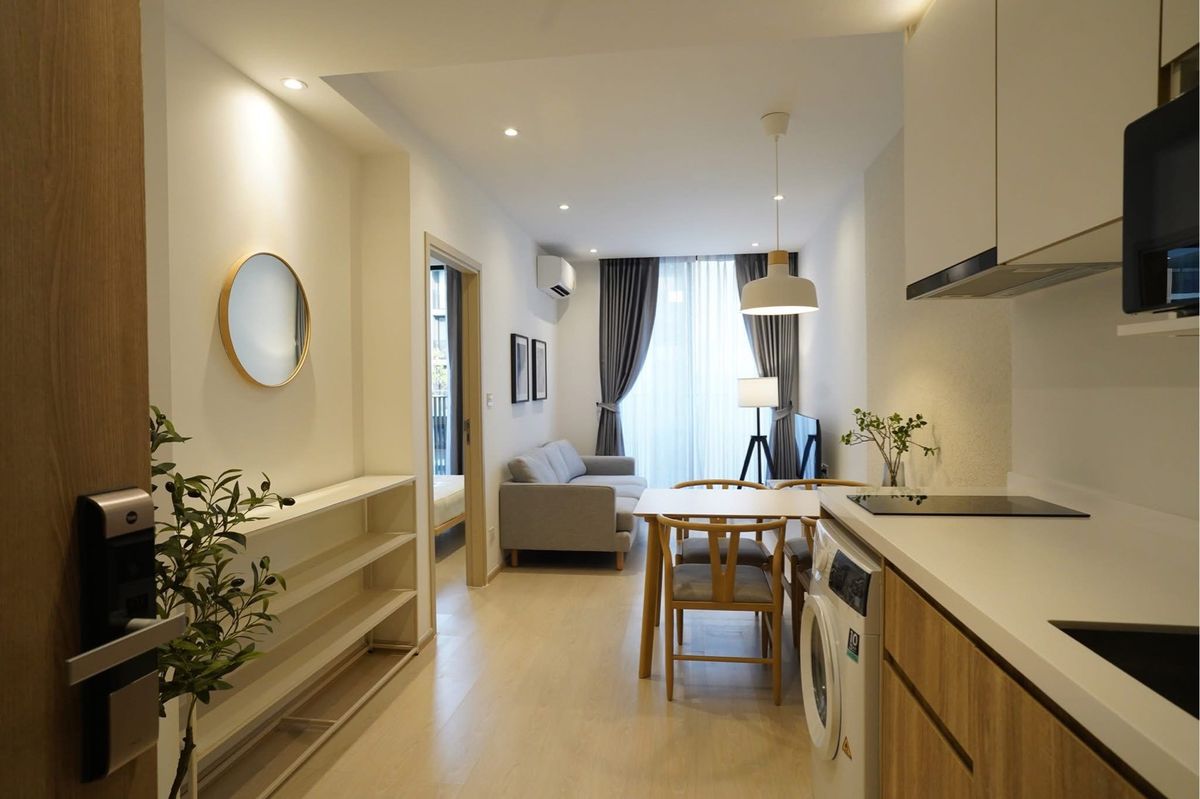 ให้เช่าคอนโดสุขุมวิท อโศก ทองหล่อ : ★ Noble Ambience Sukhumvit42 ★ 38 ตรม.,ชั้น 5(1 ห้องนอน 1 ห้องน้ำ), ★ใกล้ Bts เอกมัย ★ใกล้ Gateway เอกมัย ★ เครื่องใช้ไฟฟ้าครบครัน★ 