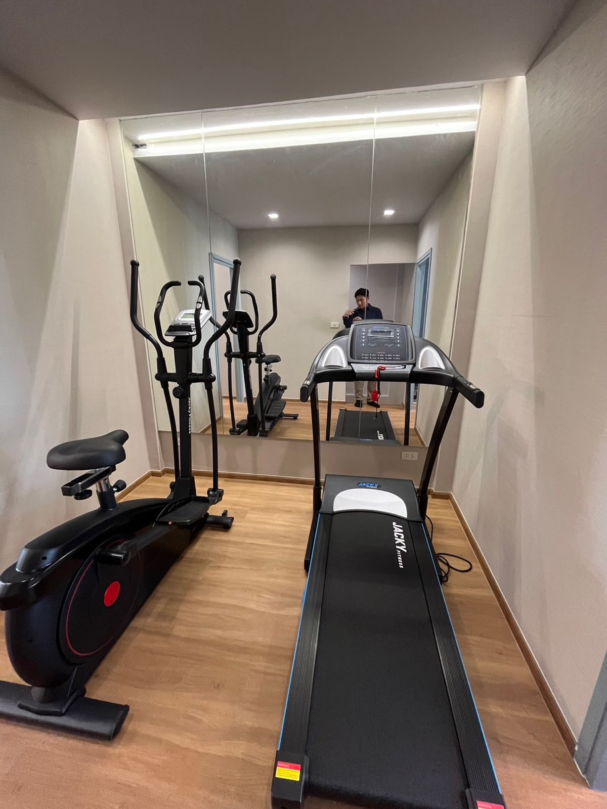 ขายโฮมออฟฟิศเยาวราช บางลำพู : 💼 ขายโฮมออฟฟิศ 3.5 ชั้น The Rich Avenue ดำรงรักษ์ เพียง 18.8 ล้านบาท | ทำเลหายาก ใจกลางกรุง | เหมาะทั้งอยู่อาศัยและทำธุรกิจ  ใกล้ เยาวราช – ป้อมปราบ – คลองถม – ราชดำเนิน