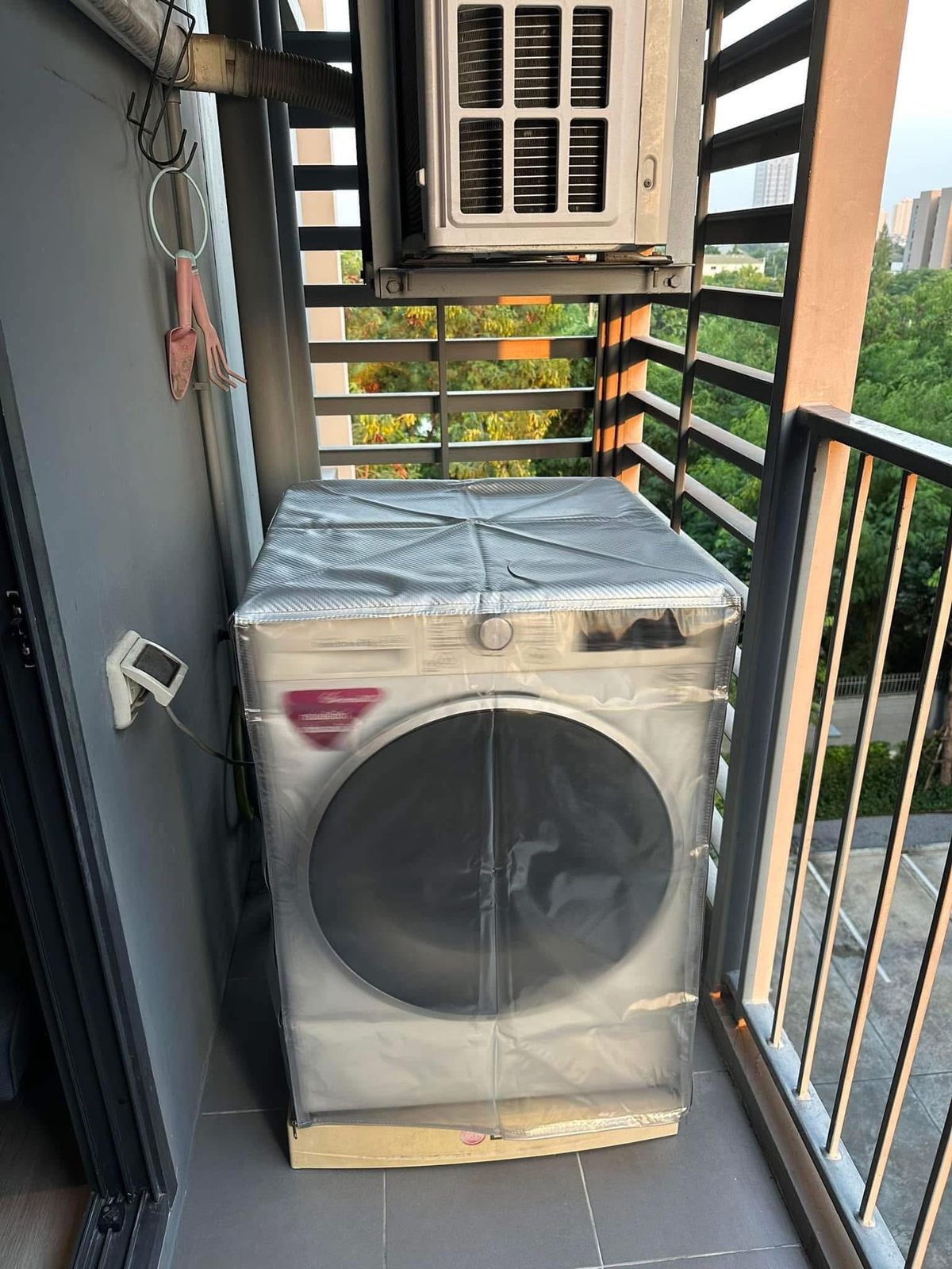 For RentCondoBangna, Bearing, Lasalle : Urgent rental condo‼ ️ Aspen Condo Lasally near the Srila Salfer Ferrer MRT