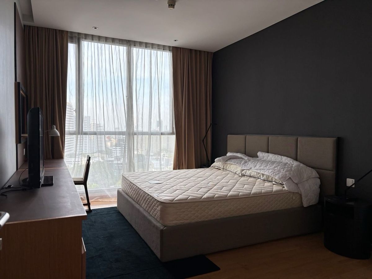 ให้เช่าคอนโดสุขุมวิท อโศก ทองหล่อ : ให้เช่าคอนโด Aequa Residence Sukhumvit 49 คอนโด Pet-friendly ห้องสวยเฟอร์ครบ เดินทางสะดวก ใกล้BTS ทองหล่อ พร้อมเข้าอยู่