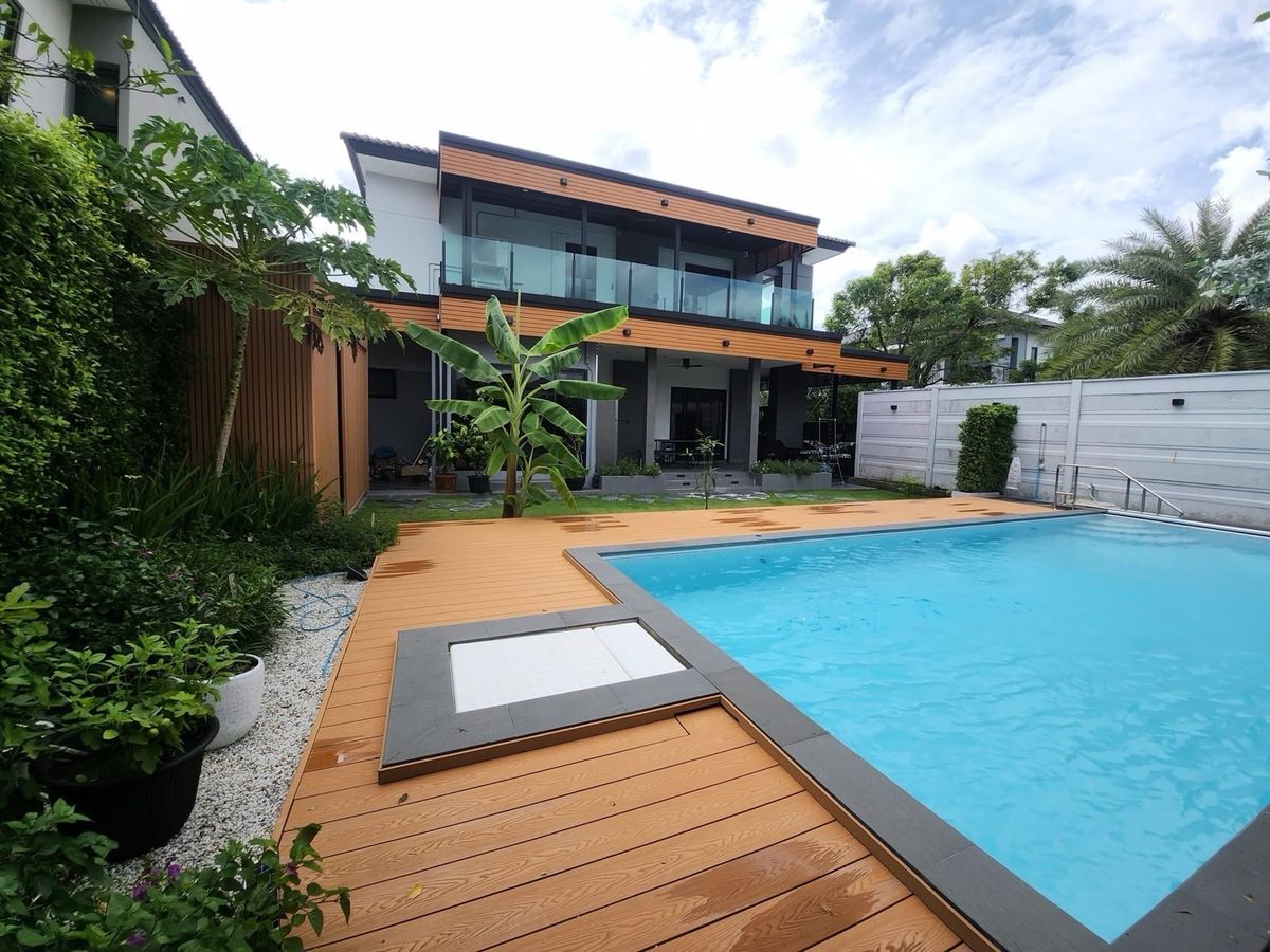 For RentHouseBangna, Bearing, Lasalle : Rent a detached house with a private pool. The City Banana, Km 7, 5 beds, near Mega Bangna.