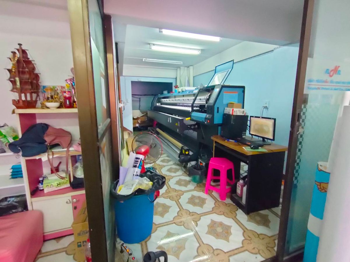 For SaleShop HouseBang kae, Phetkasem : Selling a 4 -story commercial building on the main road, suitable for opening a shop in Nong Khaem, Soi Ma Charoen