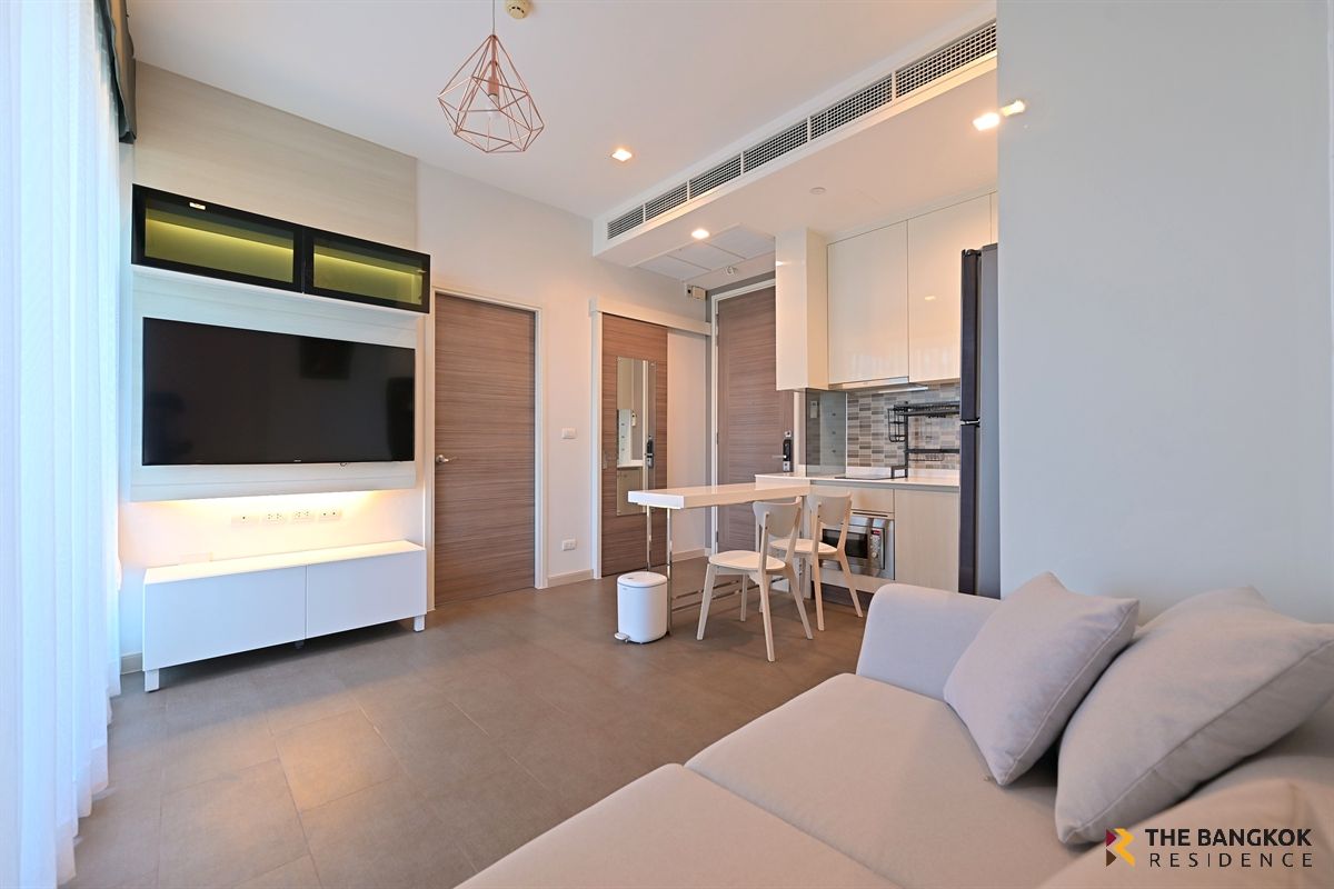 ให้เช่าคอนโดพระราม 9 เพชรบุรีตัดใหม่ RCA : 🌟 Q Asoke room for rent near MRT Phetchaburi 🌟