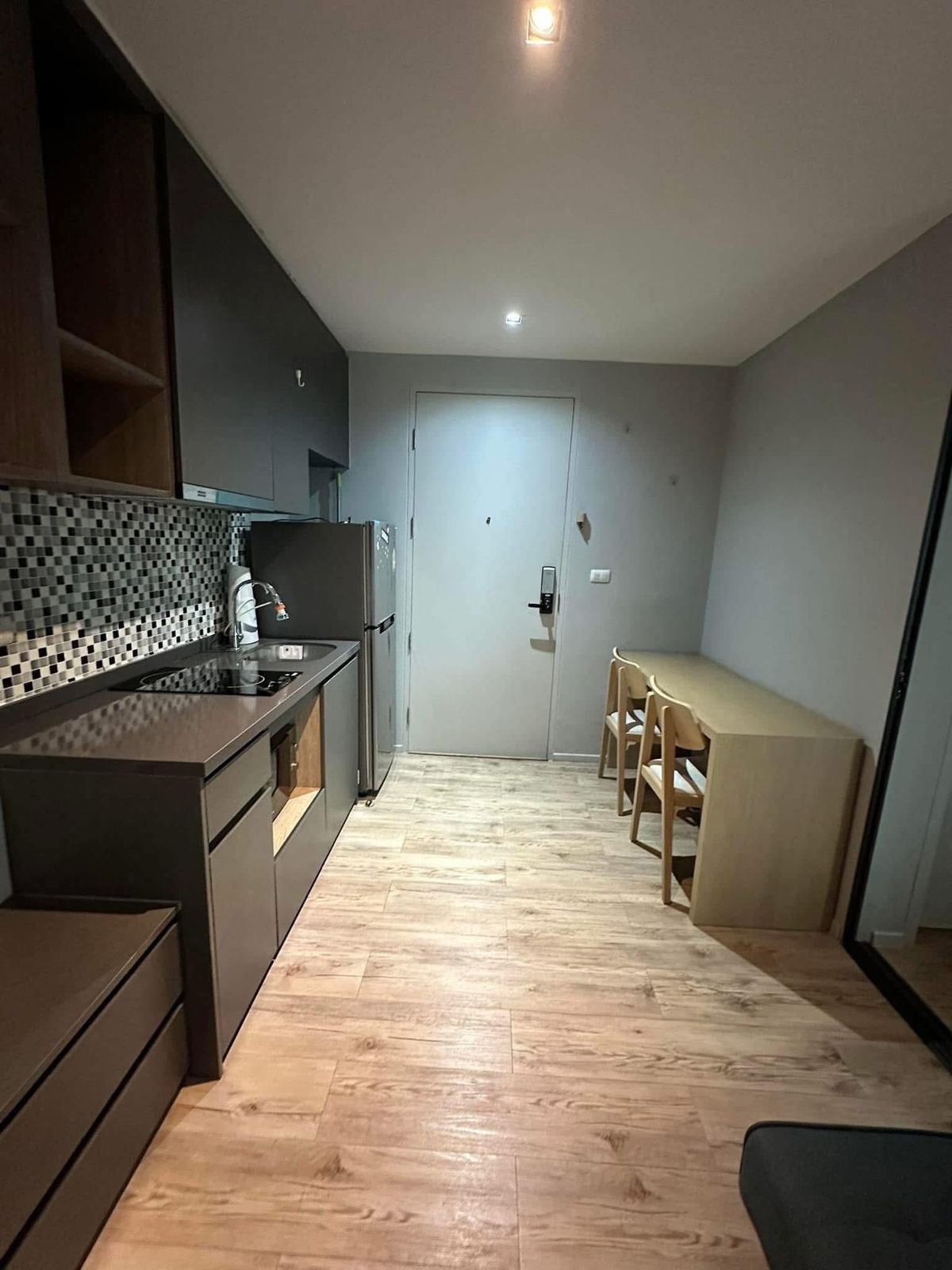 For RentCondoBangna, Bearing, Lasalle : Urgent rental condo‼ ️ Aspen Condo Lasally near the Srila Salfer Ferrer MRT