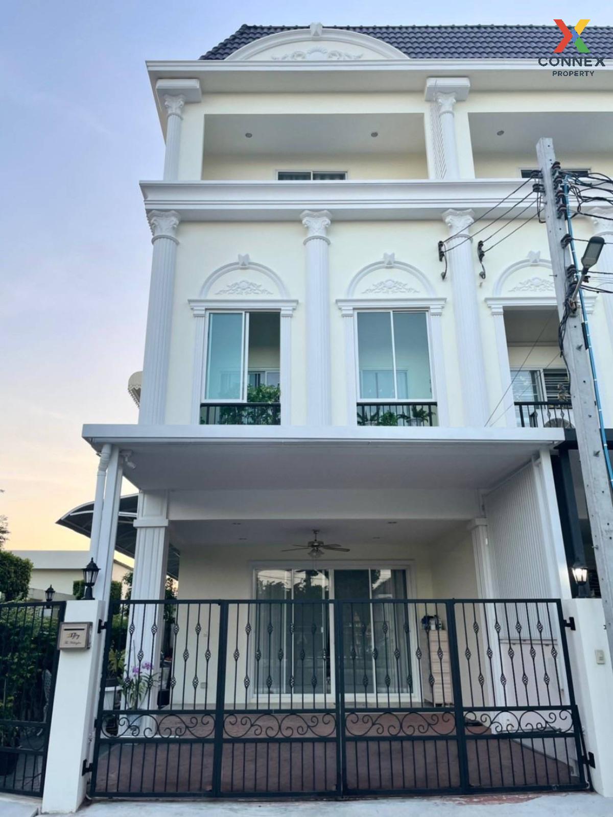 For SaleTownhomeSamut Prakan,Samrong : For Sale Townhouse/Townhome  , The Wellington Townhome Srinakarin , Bang Mueang , Mueang Samut Prakan , Samut Prakarn , CX-121911