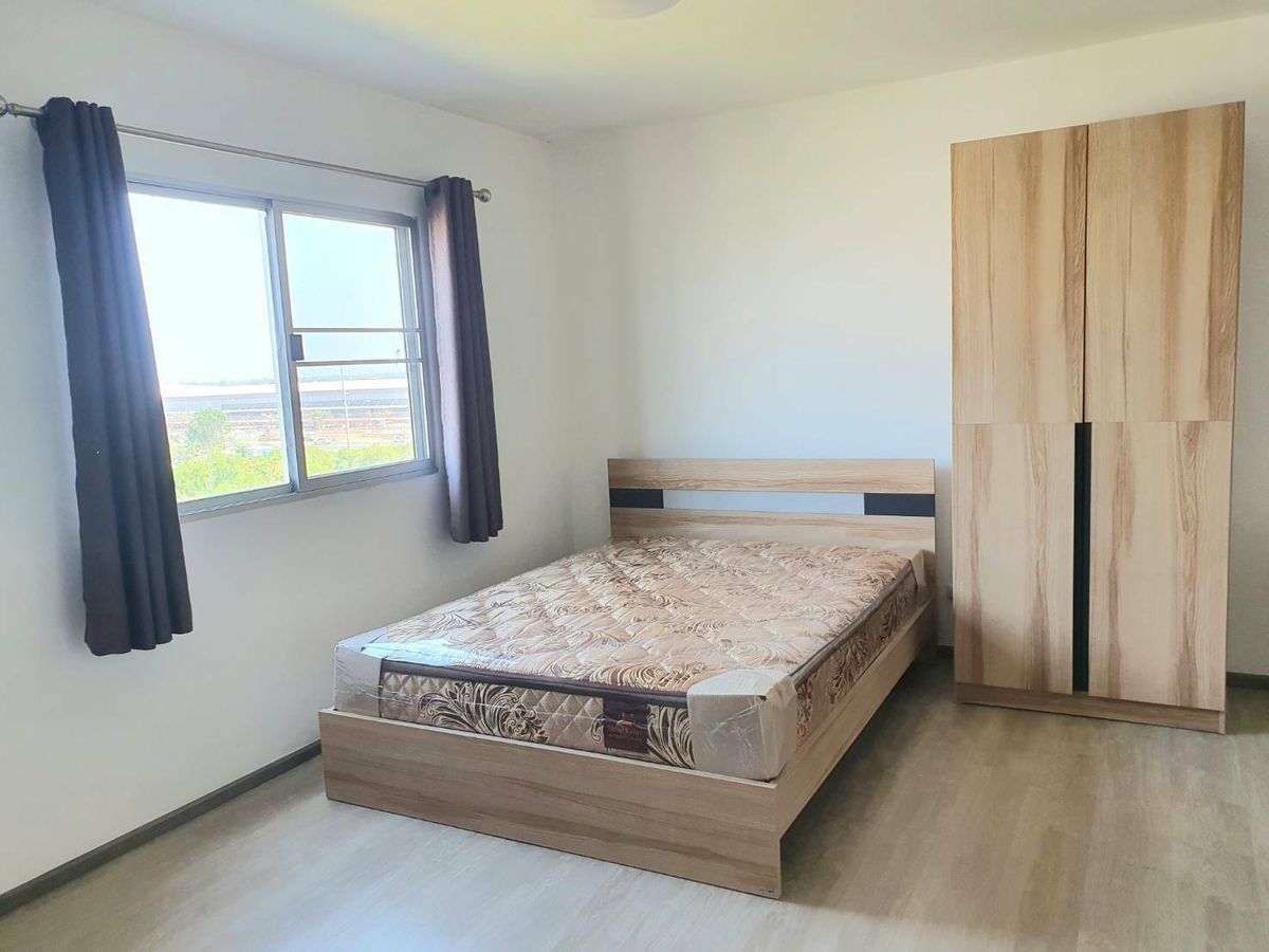 For RentCondoPathum Thani,Rangsit, Thammasat : 🔊 #ThePoint Rangsit Khlong 6 for rent, cheap price (5,000/month) near #RMUTT 📌 Pun