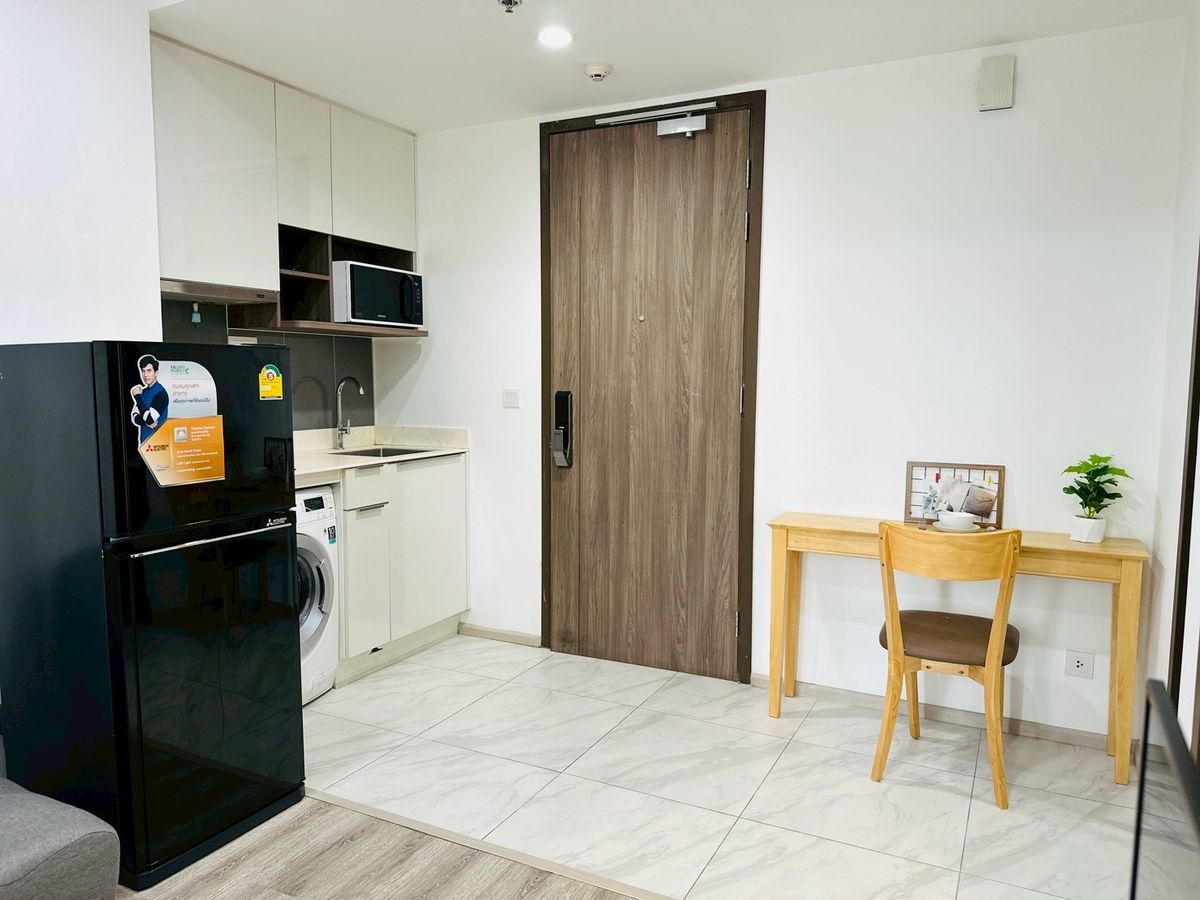 ให้เช่าคอนโดพระราม 9 เพชรบุรีตัดใหม่ RCA : for rent ideo mobi asoke 1bedroom 0886382235