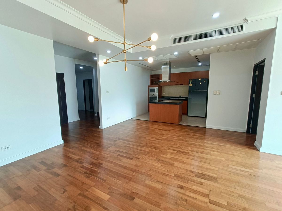 For SaleCondoSukhumvit, Asoke, Thonglor : Rare Item!! big size unit in the heart of Phromphong ✨The Cadogan Private Residence✨3 bedrooms, 4 bathrooms, size 199.27 sq m, near BTS Phrom Phong Tel.0982645161