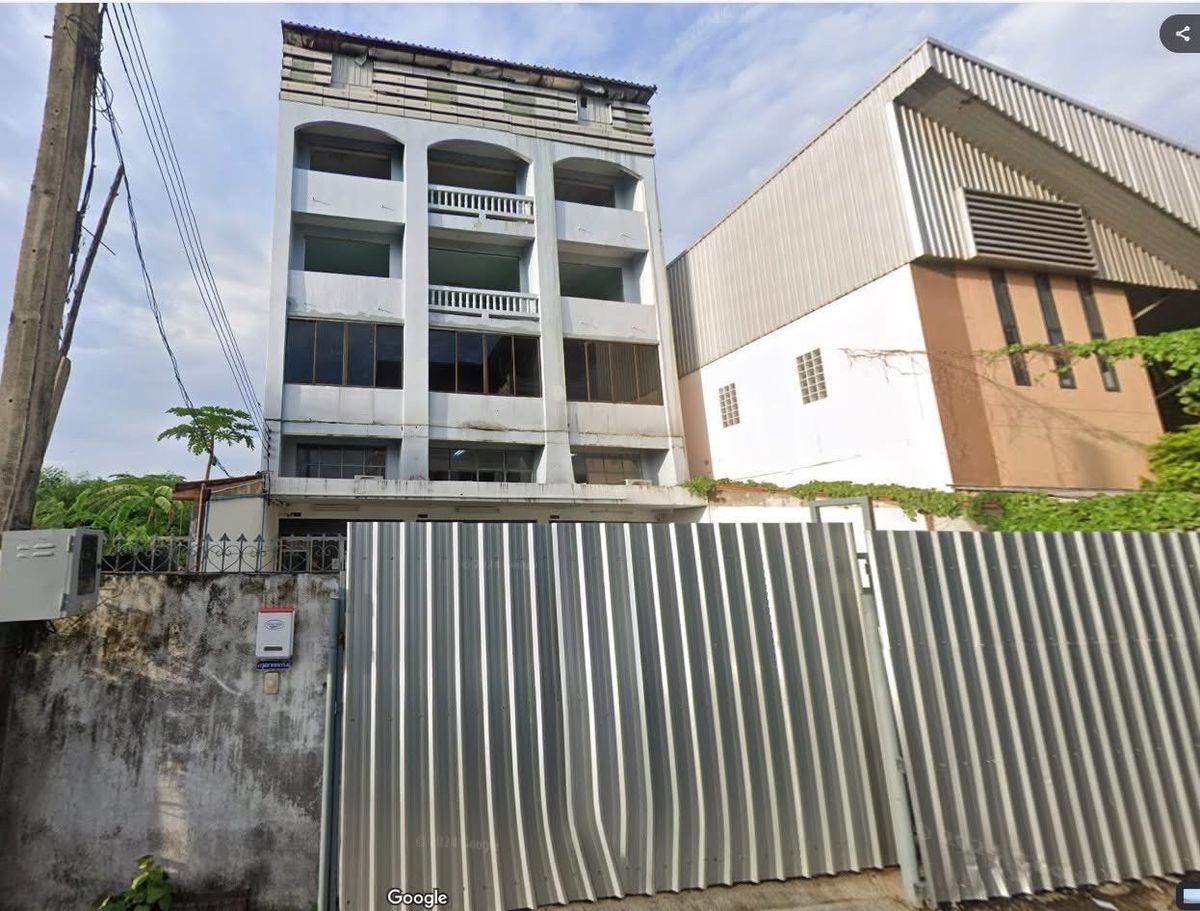 ขายที่ดินโชคชัย4 ลาดพร้าว71 :  ♦ Rare Unit ♦ ขนาดที่ดิน 64.00 ตร.ว. พื้นที่ใช้สอย 250.00++ ตร.ม. | อาคาร 3 ชั้น 1 ชั้นลอย ดาดฟ้า | ใกล้ BTS เสนานิคม
