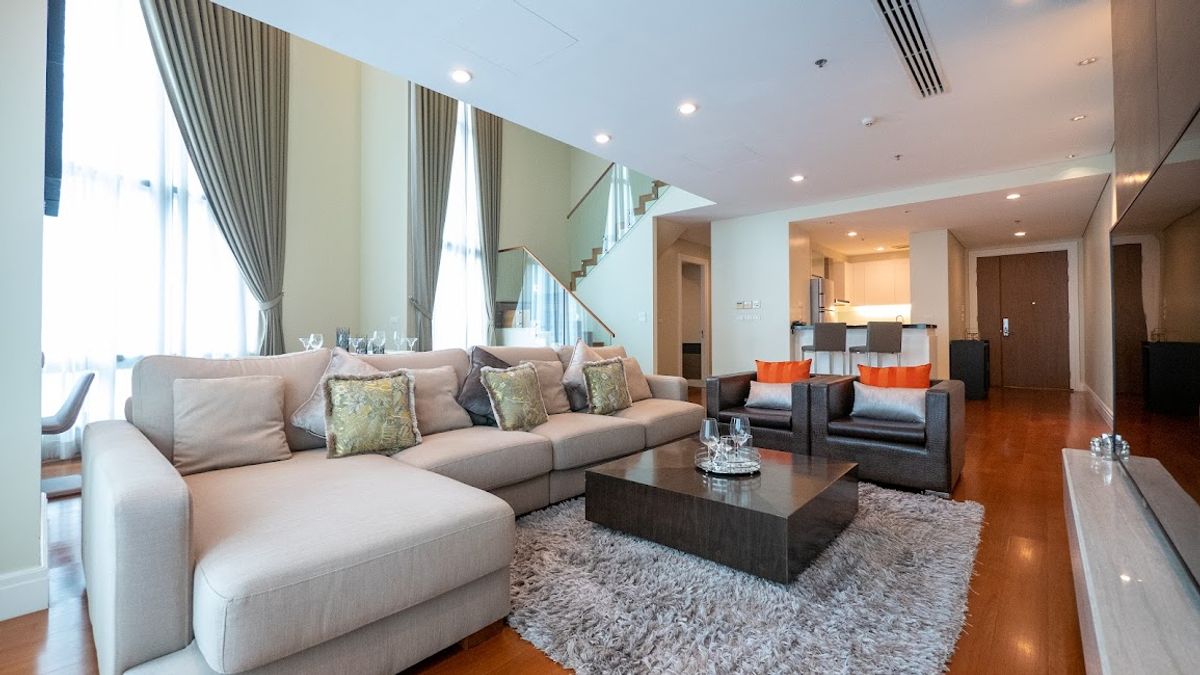 ให้เช่าคอนโดสุขุมวิท อโศก ทองหล่อ : ⭐️Nice!! 3 bedrooms (Duplex) available for rent in Phrom Phong⭐️