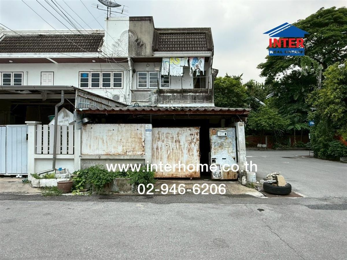ขายทาวน์โฮมเกษตรศาสตร์ รัชโยธิน : ทาวน์เฮ้าส์ 2 ชั้น 27 ตร.ว. หมู่บ้านพรไพลินลาดพร้าว35/1 ซอยลาดพร้าว35 ถนนลาดพร้าว ถนนลาดพร้าว-รัชดาภิเษก เขตบางเขน กรุงเทพมหานคร