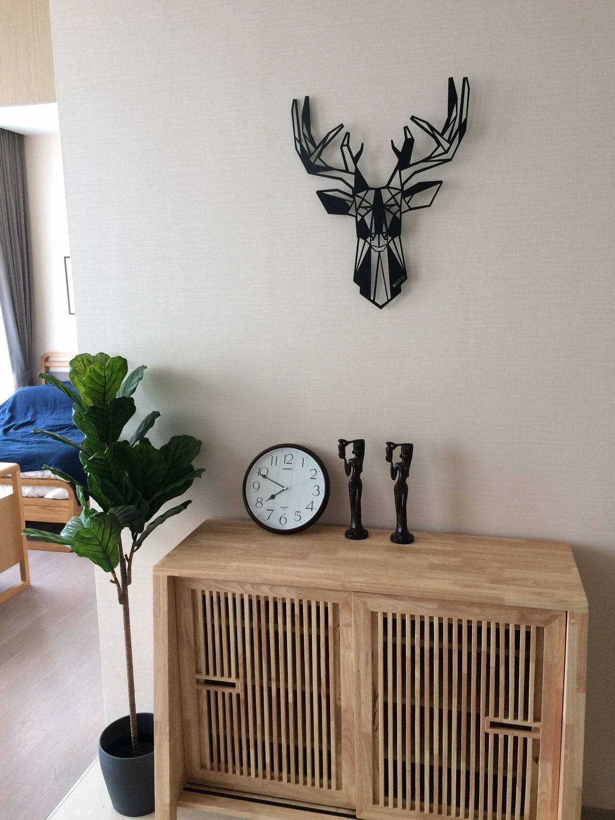 ขายคอนโดสุขุมวิท อโศก ทองหล่อ : 🏙️ ขายพร้อมผู้เช่า มิถุนายน 2569
คอนโดหรู The Esse Asoke 1 ห้องนอน เฟอร์นิเจอร์ตกแต่ง พร้อมอยู่ วิวสวย ใกล้ BTS อโศก