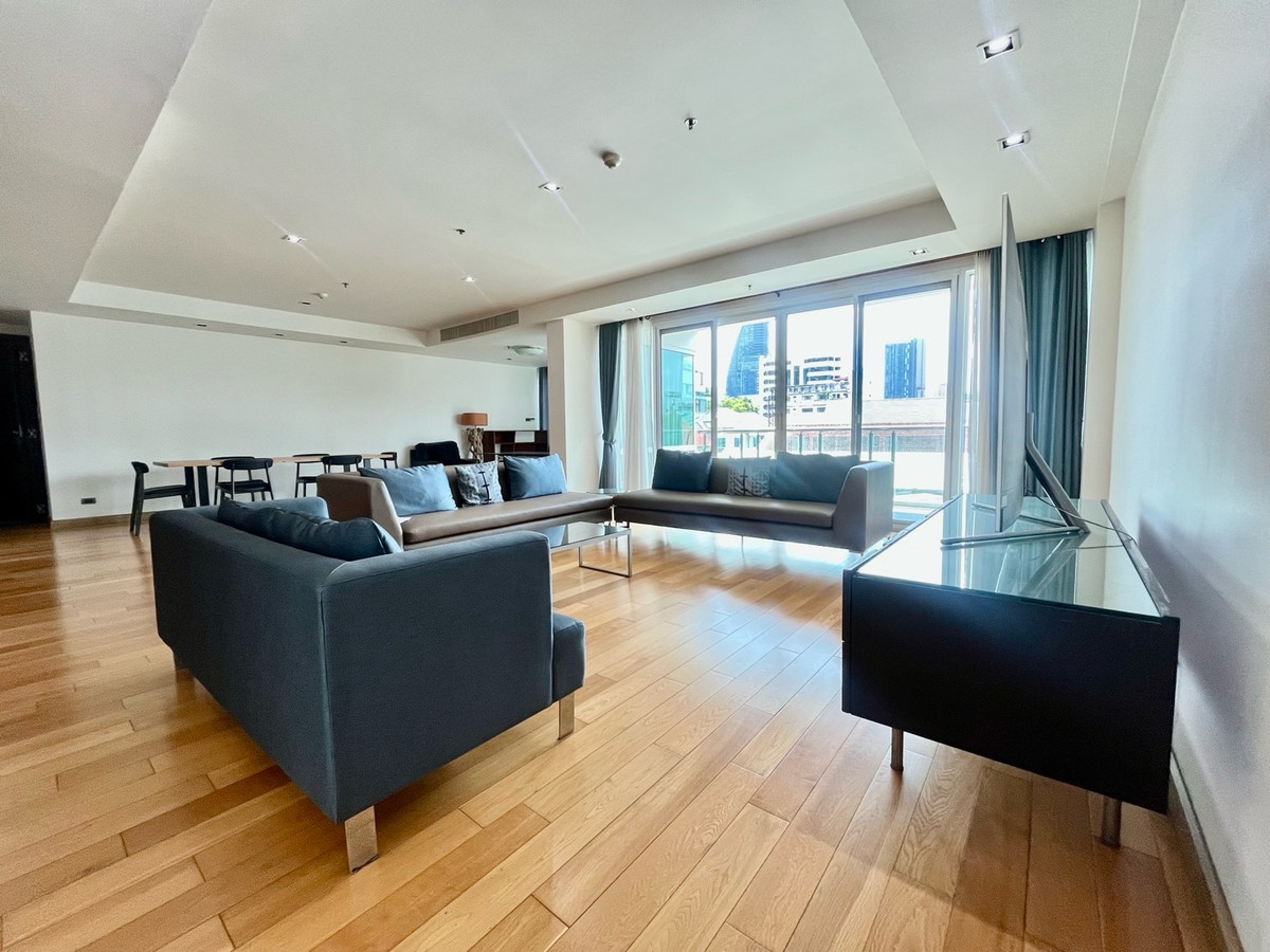 ให้เช่าคอนโดสุขุมวิท อโศก ทองหล่อ : ให้เช่า คอนโดหรู  Low rise ไม่ได้ผลกระทบกับแผ่นดินไหว 4ห้องนอน+ห้องแม่บ้าน Belgravia Residences✨ ใกล้ BTS Phrom Phong เพียง 500 เมตร