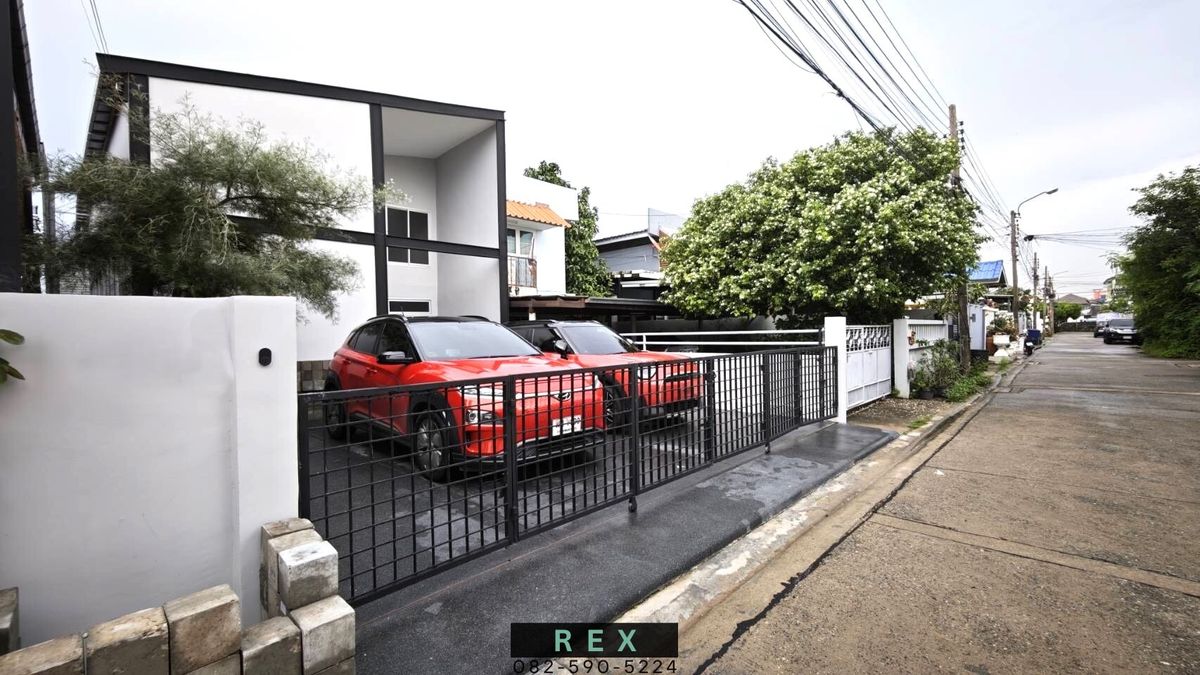 ขายบ้านโชคชัย4 ลาดพร้าว71 : ขาย บ้านแฝด โชคชัย4 ลาดพร้าว71 นาคนิวาส 2 ชั้น 52 ตร.ว. 3 ห้องนอน ใกล้ เซ็นทรัลอีสวิลต์ (Central EastVille)
