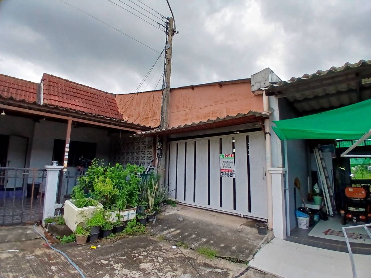 ขายทาวน์โฮมปทุมธานี รังสิต ธรรมศาสตร์ : ขายทาวน์เฮาส์ หมู่บ้าน บ้านเรือนสุข 1 รังสิต คลอง 7  โทร.0999983897