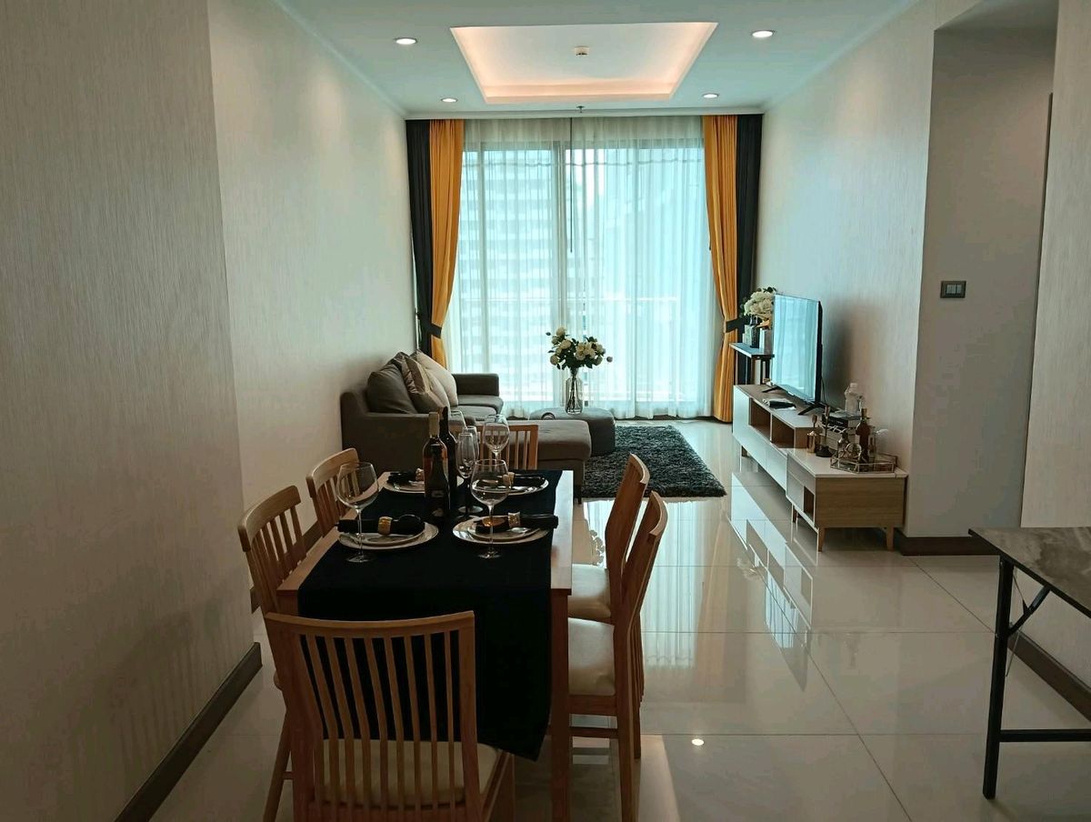 ให้เช่าคอนโดสุขุมวิท อโศก ทองหล่อ : Supalai Oriental sukgumvit 39 
2 bed 2 bath ready to move in 