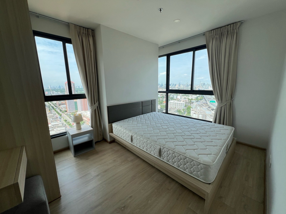 For SaleCondoBangna, Bearing, Lasalle : Urgent sale 1 bedroom, 1 bathroom, 33 sqm. Beautiful at the cover.