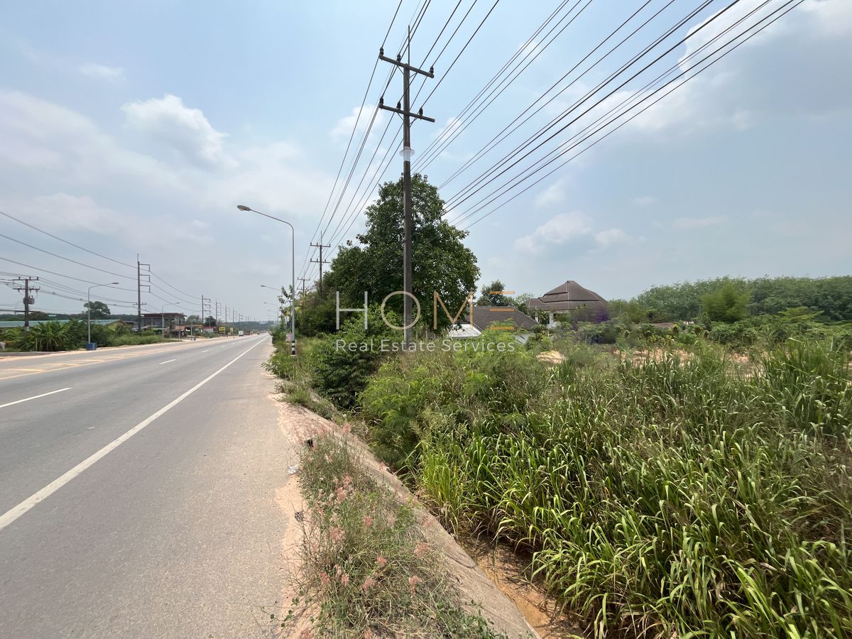 For SaleLandRayong : The best location for logistics 🔥 Land 50 Rai Nikhom Phatthana next to road 3191 / 2.3M per Rai (FOR SALE) NUT2026