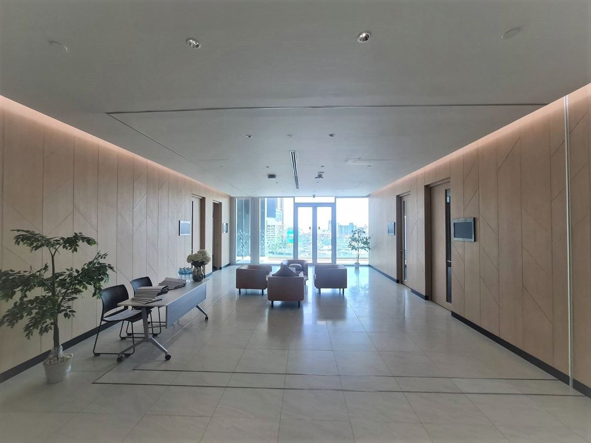 ให้เช่าสำนักงานอ่อนนุช อุดมสุข : Line: @zimple_asset พื้นที่เซอร์วิสออฟฟิศให้เช่าบนอาคาร 66 Tower ในย่านพระโขนง ใกล้กับBTSอุดมสุข พร้อมสิ่งอำนวยความสะดวกและอุปกรณ์สำหรับออฟฟิศอย่างครบครัน