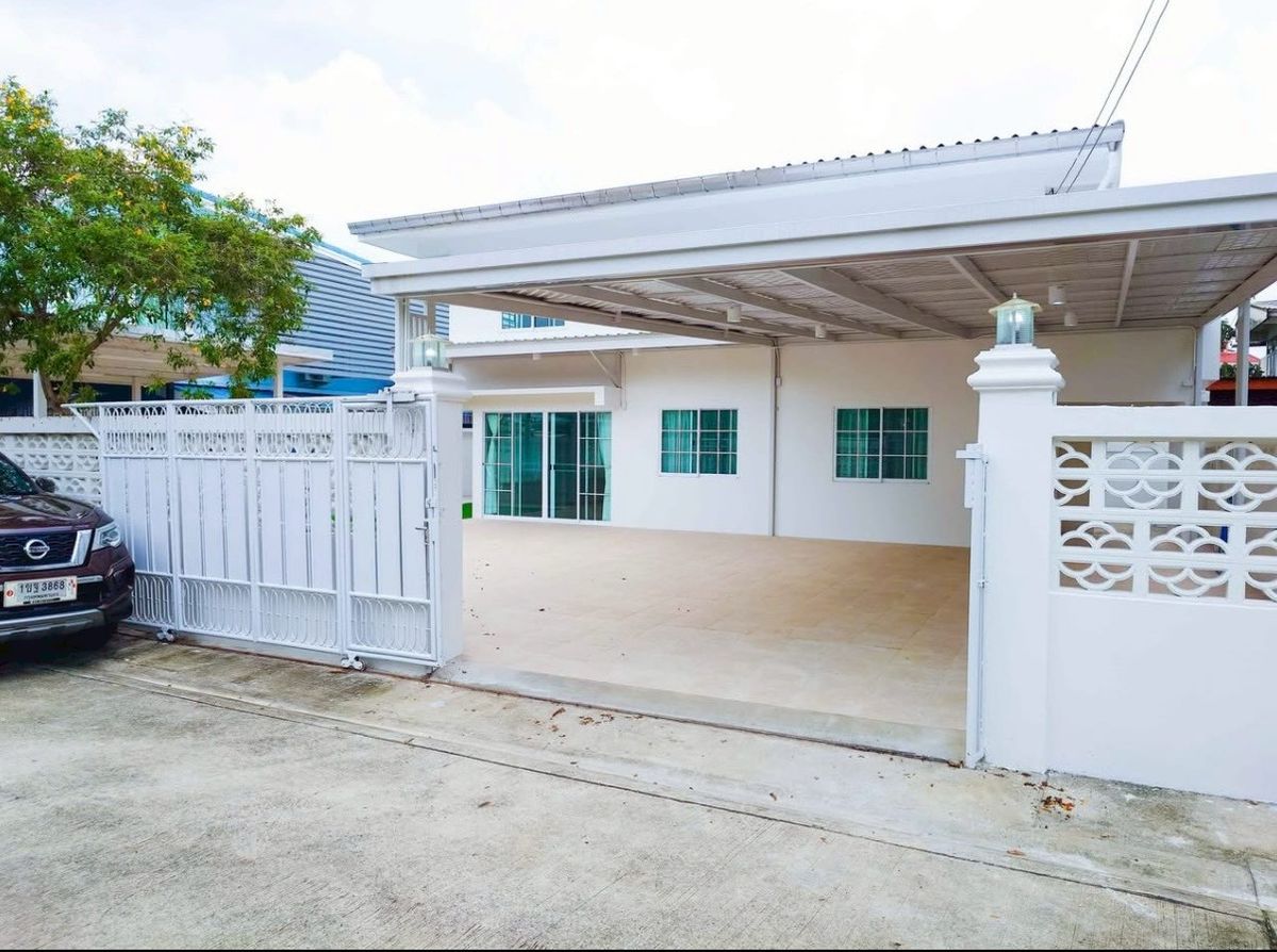 ให้เช่าบ้านเสรีไทย-นิด้า : 🏡 บ้านเดี่ยวให้เช่า ขนาดใหญ่ สวยมาก สงบมาก เนื้อที่ 85 ตร.วา | 3 ห้องนอน | 2 ห้องน้ำ | 1 ห้องครัวใหญ่ ติดตั้งแอร์ Inverter ครบทั้ง 3 ห้องนอน พร้อมที่จอดรถและพื้นที่สวนส่วนตัว  ซอยศรีบูรพา 6 | โซนรามคำแหง–เสรีไทย–นวมินทร์ | บางกะปิ 🔥ค่าเช่า 42,000 บาท/เด