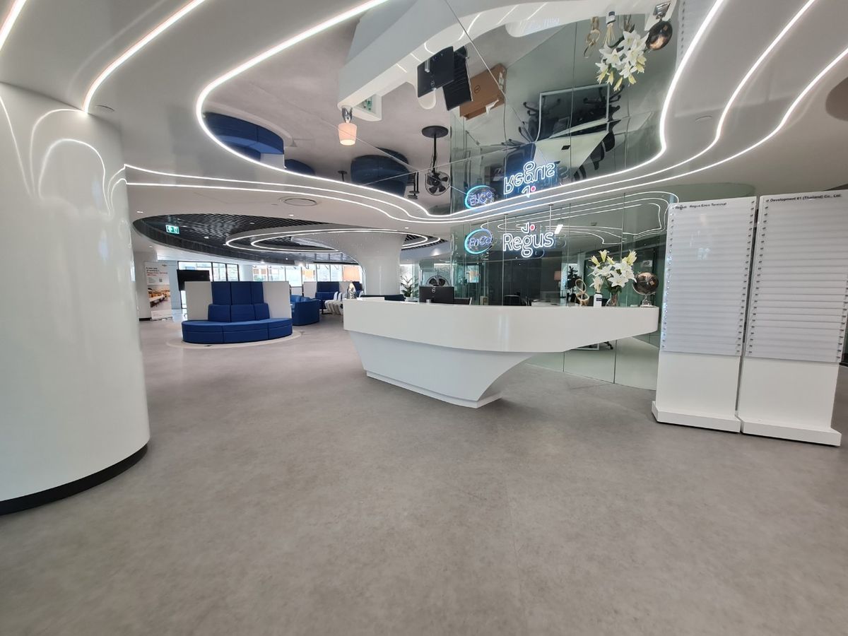 For RentOfficeVipawadee, Don Mueang, Lak Si : Line: @zimple_asset  Fully furnished office space for rent featuring modern-style decor and fully equipped with essential office furniture for immediate use.