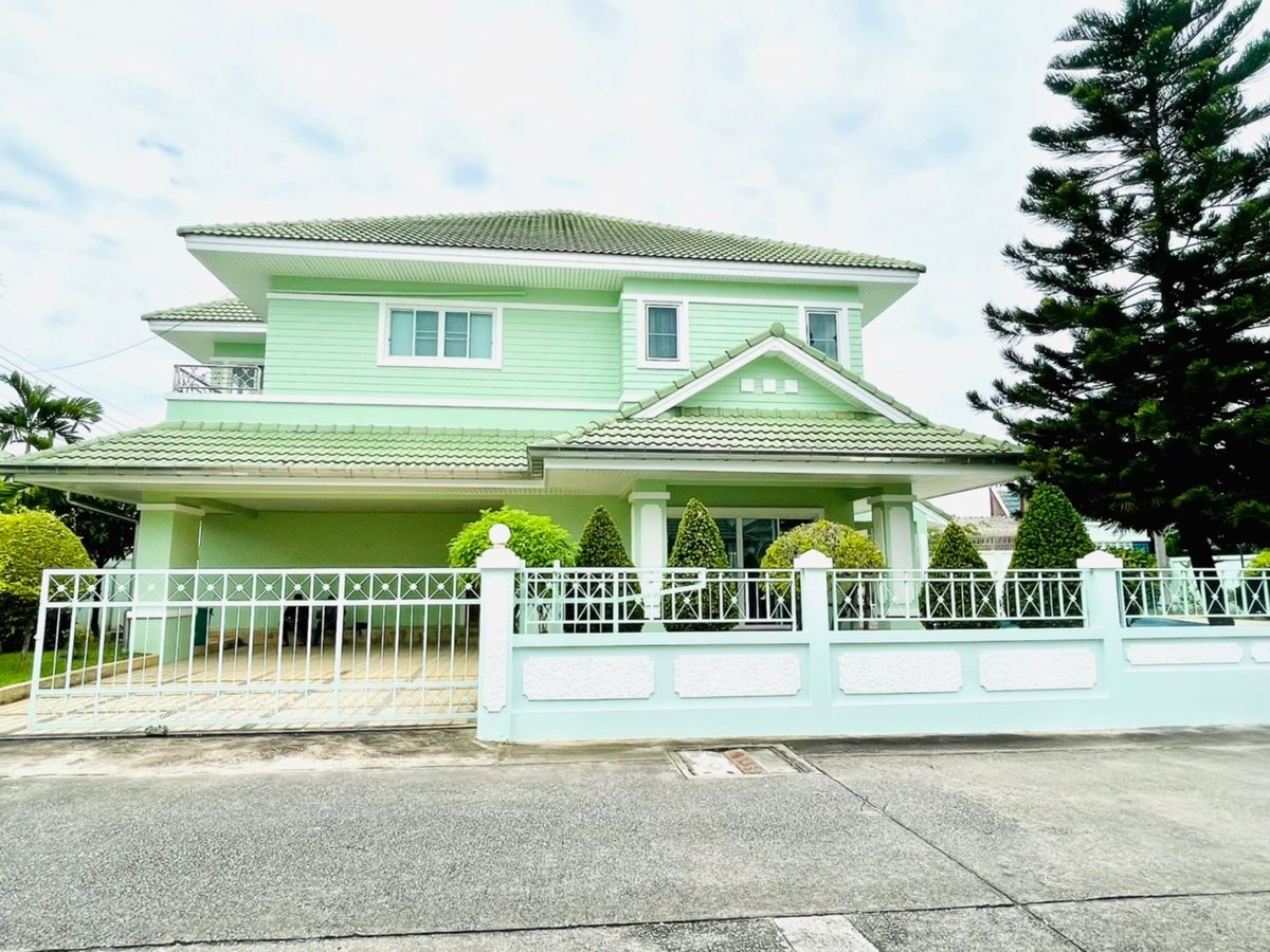 For RentHousePattaya, Bangsaen, Chonburi : Single house for rent, Chalita Village 1, Pattaya, Naklua, size 130 square meters, price 45,000 baht (S06-0974)