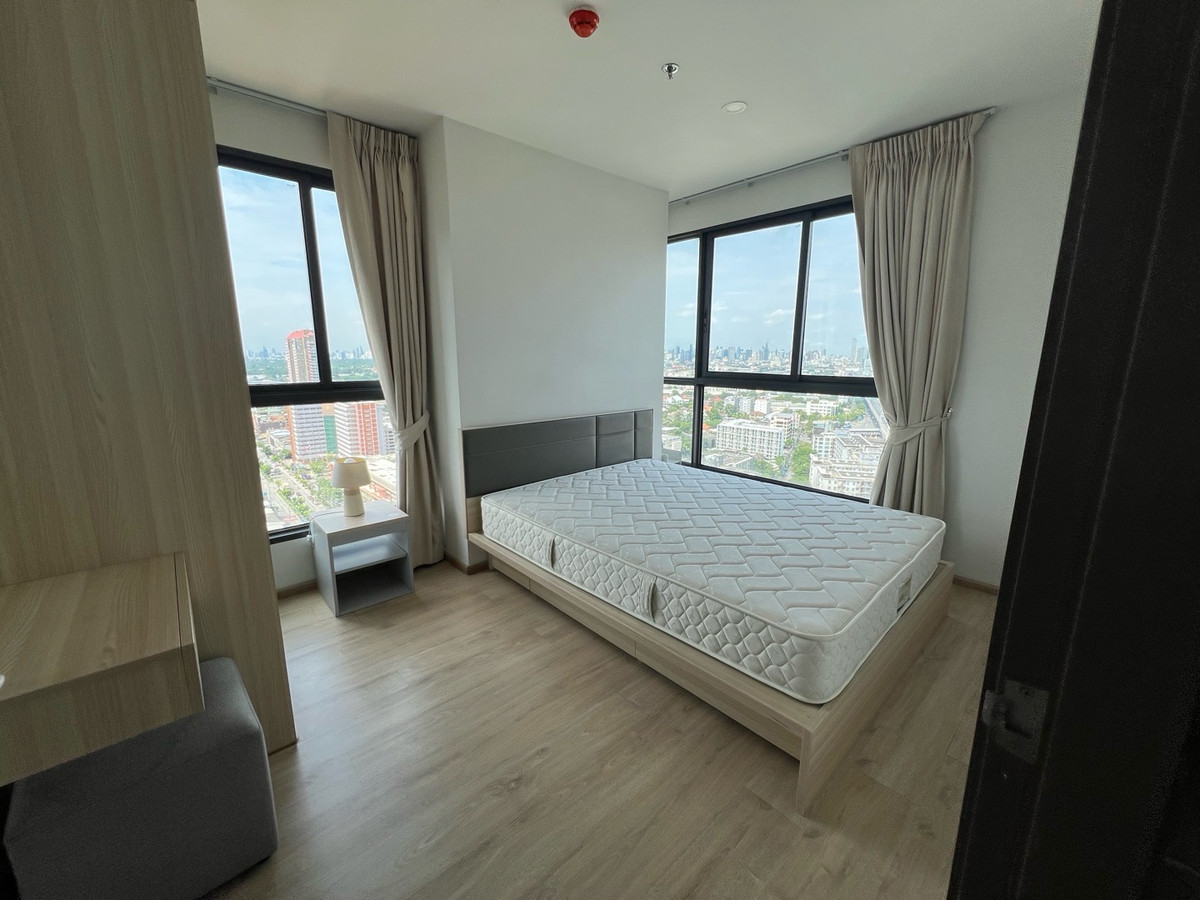 For SaleCondoBangna, Bearing, Lasalle : Urgent sale 1 bedroom, 1 bathroom, 33 sqm. Beautiful at the cover.