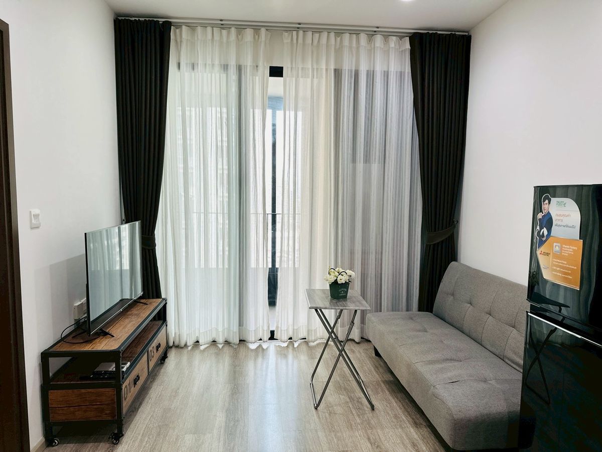 ให้เช่าคอนโดพระราม 9 เพชรบุรีตัดใหม่ RCA : 💙💛❤️(For Rent)Ideo Mobi Asoke 🚝300 m. MRT Petchaburi  (📍 190 m. มศว.)