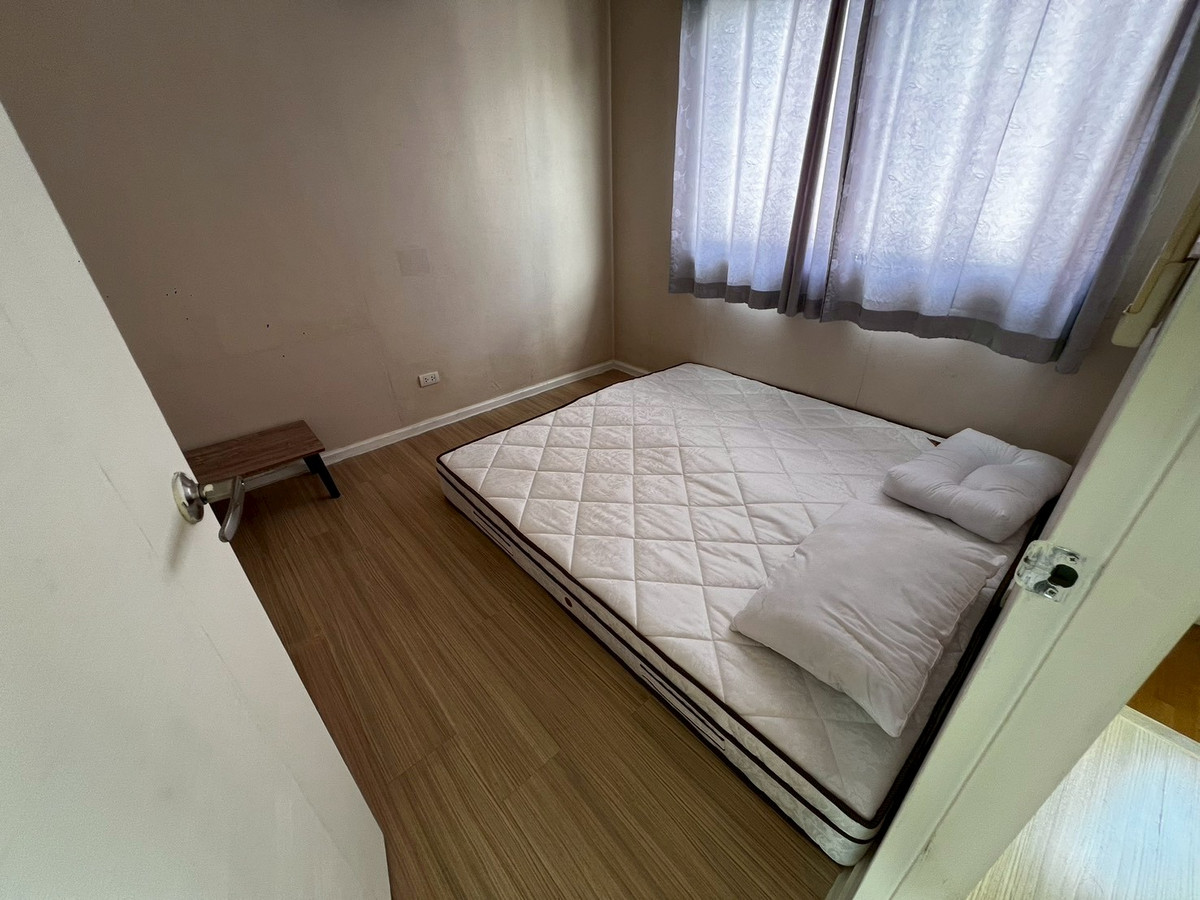 For RentTownhomeRattanathibet, Sanambinna : Townhome pets allowed, 3 floors, opposite Central Rattanathibet, 5 minutes walk to the BTS