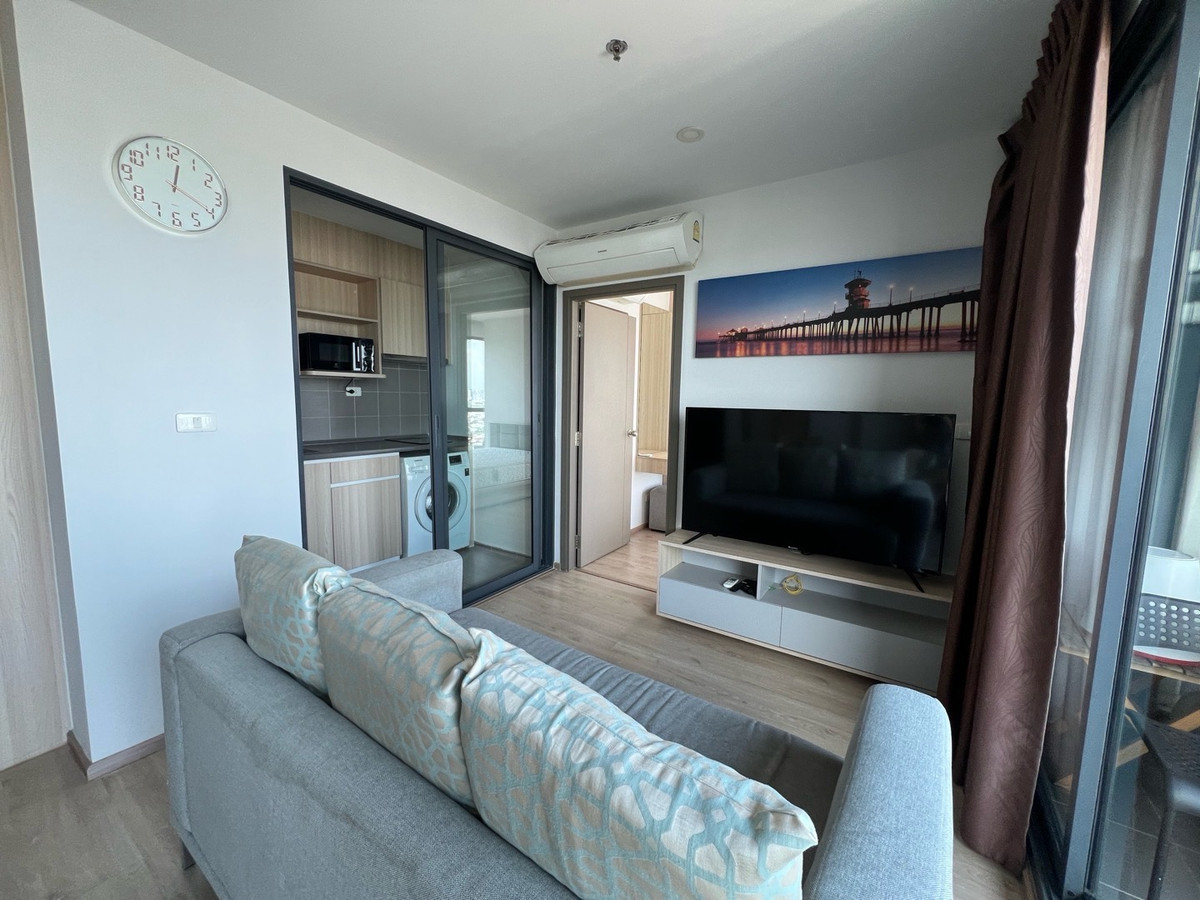 ขายคอนโดบางนา แบริ่ง ลาซาล : ขายด่วน 2 ห้องนอน 2 ห้องน้ำ วิวสระ ชั้น 26 ตึก A ขนาด 54 ตรม สวยตรงปก