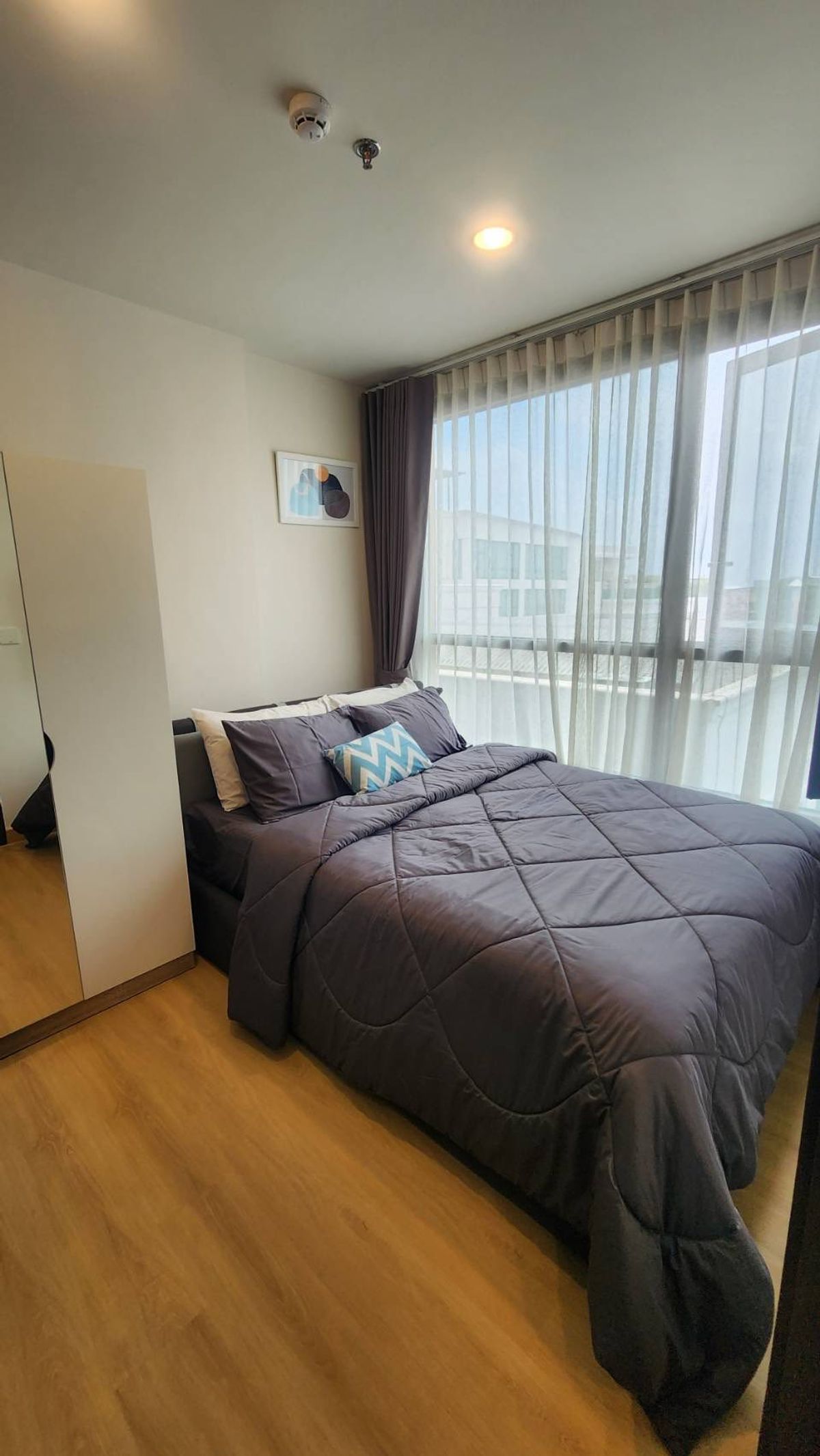 For RentCondoRatchadapisek, Huaikwang, Suttisan : Condo for rent, XT, Huai Khwang, 1 bedroom near MRT Huai Khwang 75 meters