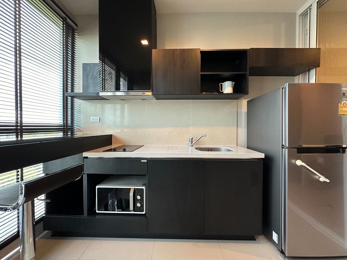 ให้เช่าคอนโดอ่อนนุช อุดมสุข : Rhythm Sukhumvit 44/1 ✨ 45 sq.m. . Bathtub  📞 Line : @pukkhome (with @)