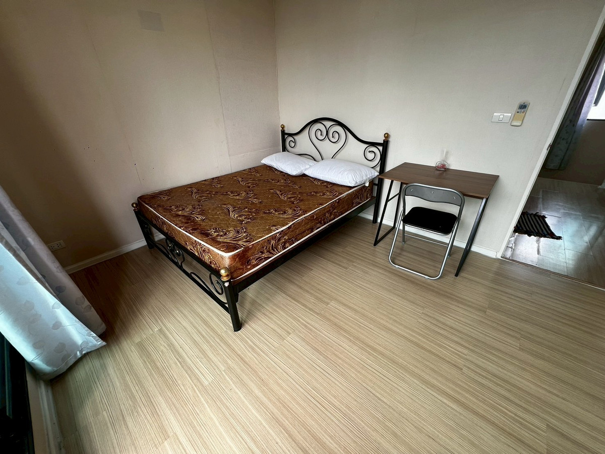 For RentTownhomeRattanathibet, Sanambinna : Townhome pets allowed, 3 floors, opposite Central Rattanathibet, 5 minutes walk to the BTS