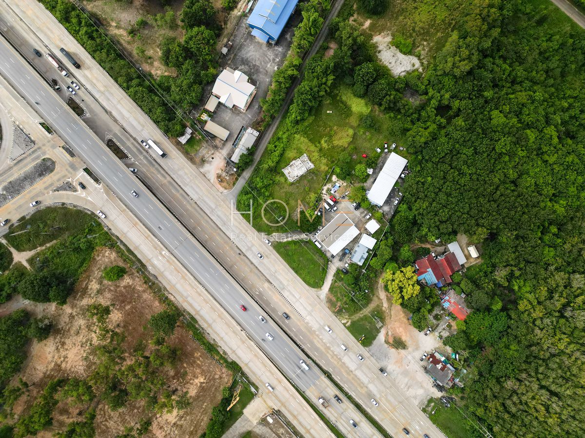 For SaleLandRayong : 10 rai of land next to 36 roads near Central Rayong / 9.5 million per rai (sell), Land 10 Rai on Road 36 Near Central Rayong / 9.5m Per (For Sale) Nut2109