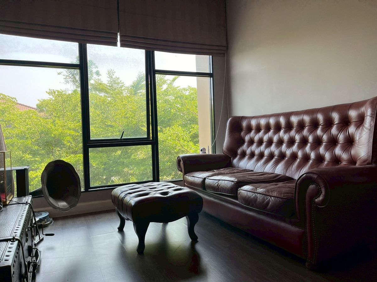 For SaleHousePathum Thani,Rangsit, Thammasat : 📌 Luxury Large Single House for Sale in Burasiri Rangsit, Corner Plot, 90 sq.wah (360 sqm), 4 Bedrooms, 5 Bathrooms, 1 Maid’s Room. Special Price: Only 10.5 Million Baht! (from original 11.7 MB)